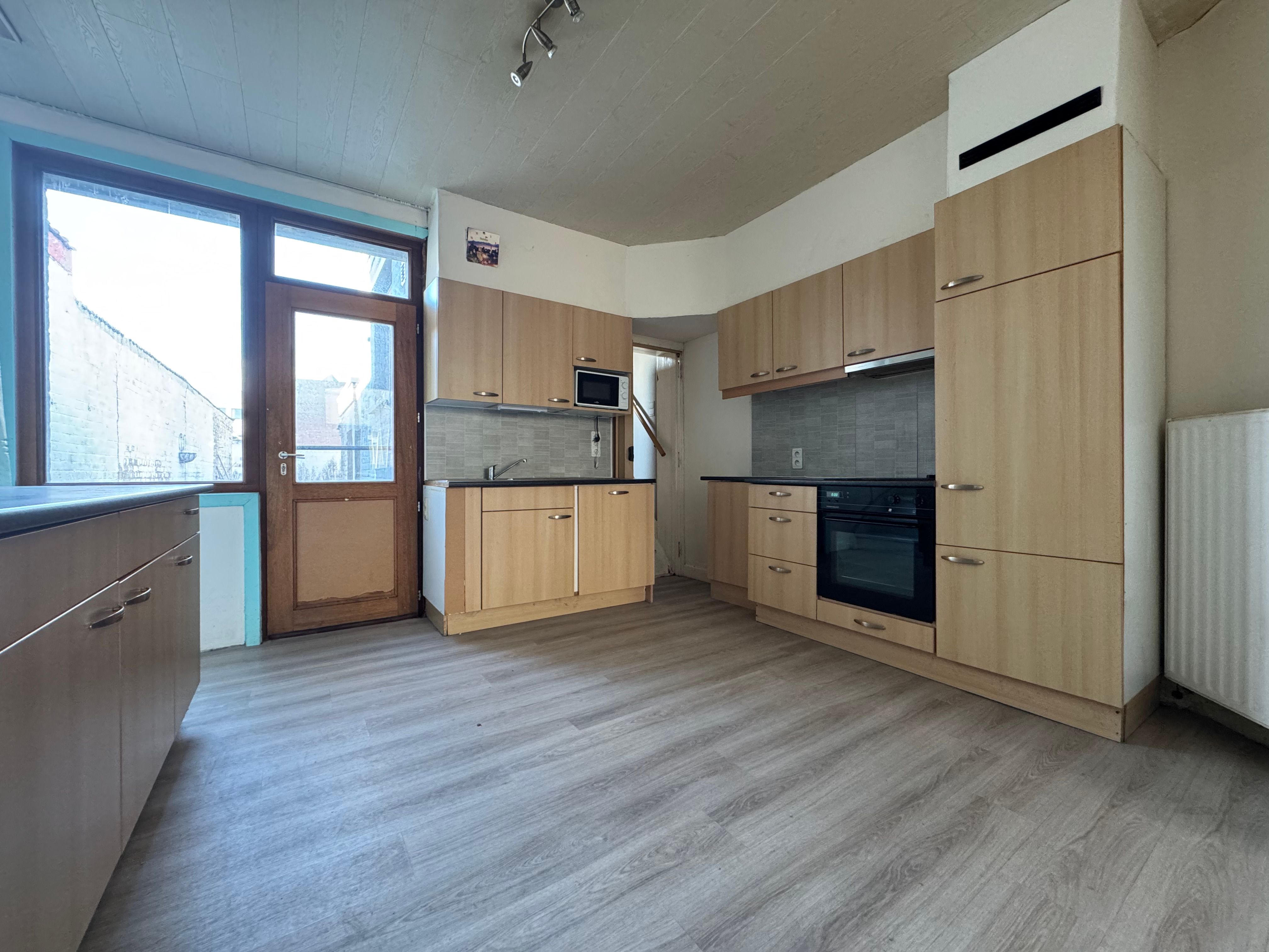 Te renoveren rijwoning Middelkerke foto 4