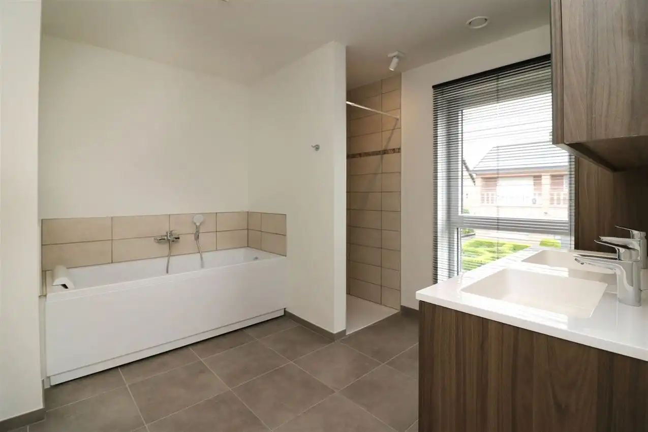 Nieuwbouw (A+) met 3 slaapkamers en mooie tuin op centrale ligging foto 19