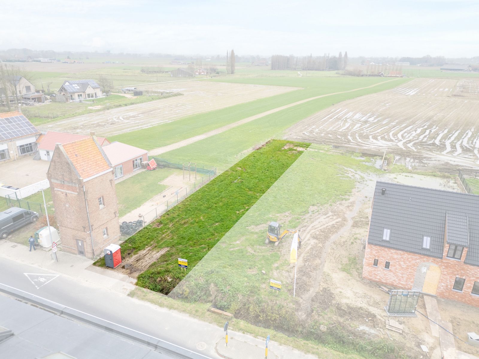 Bouwgrond zonder bouwverplichting te koop in Izenberge, Alveringem foto {{pictureIndex}}