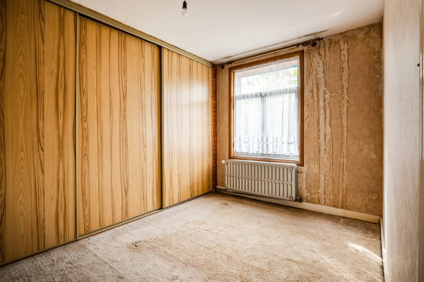 Woning met 4 slpk, garage en zuidgerichte tuin foto 16