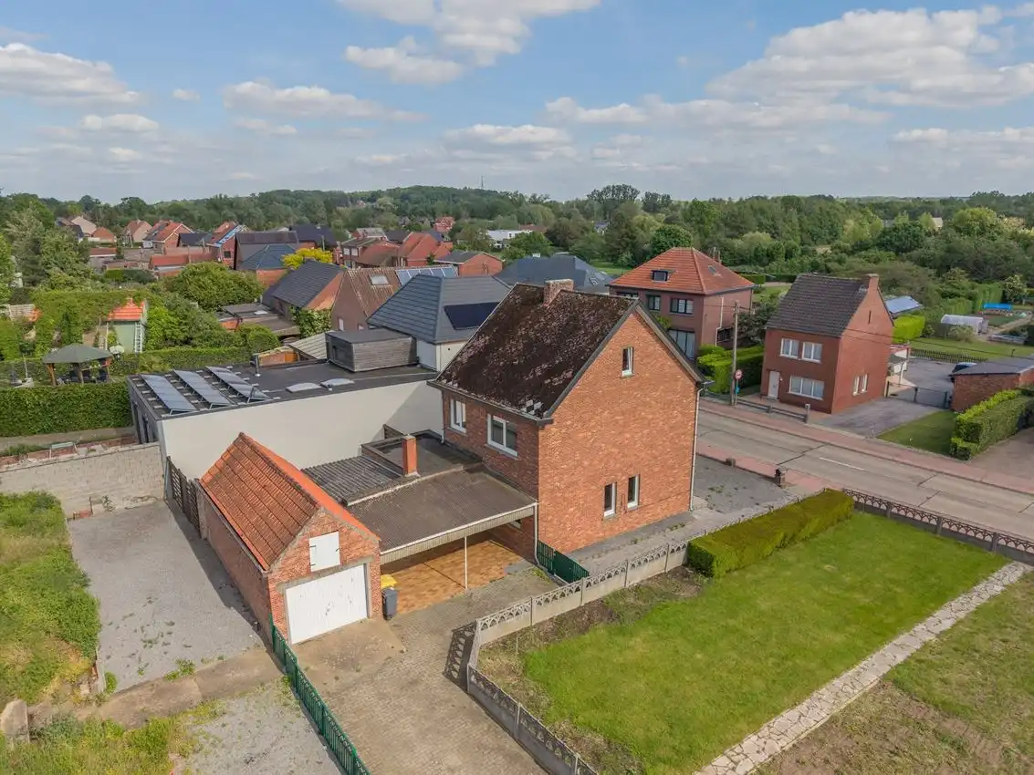 Karaktervolle woning met grote tuin, bijgebouwen en uitbreidbaar zoldervolume op een verrassend diep perceel foto 38