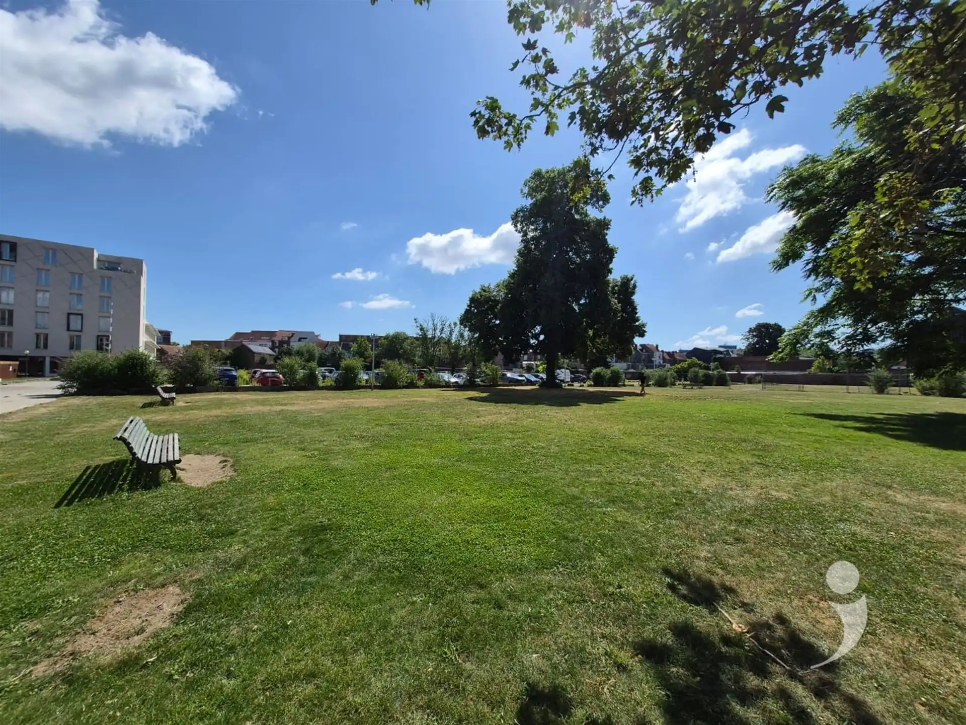 gelijkvloers appartement met tuintje foto 15
