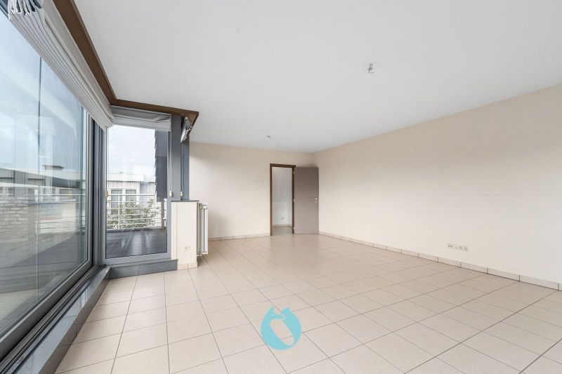 Dit prachtig en ruim appartement met één van de mooiste terrassen te Evergem is gelegen in de Kapellestraat foto 7