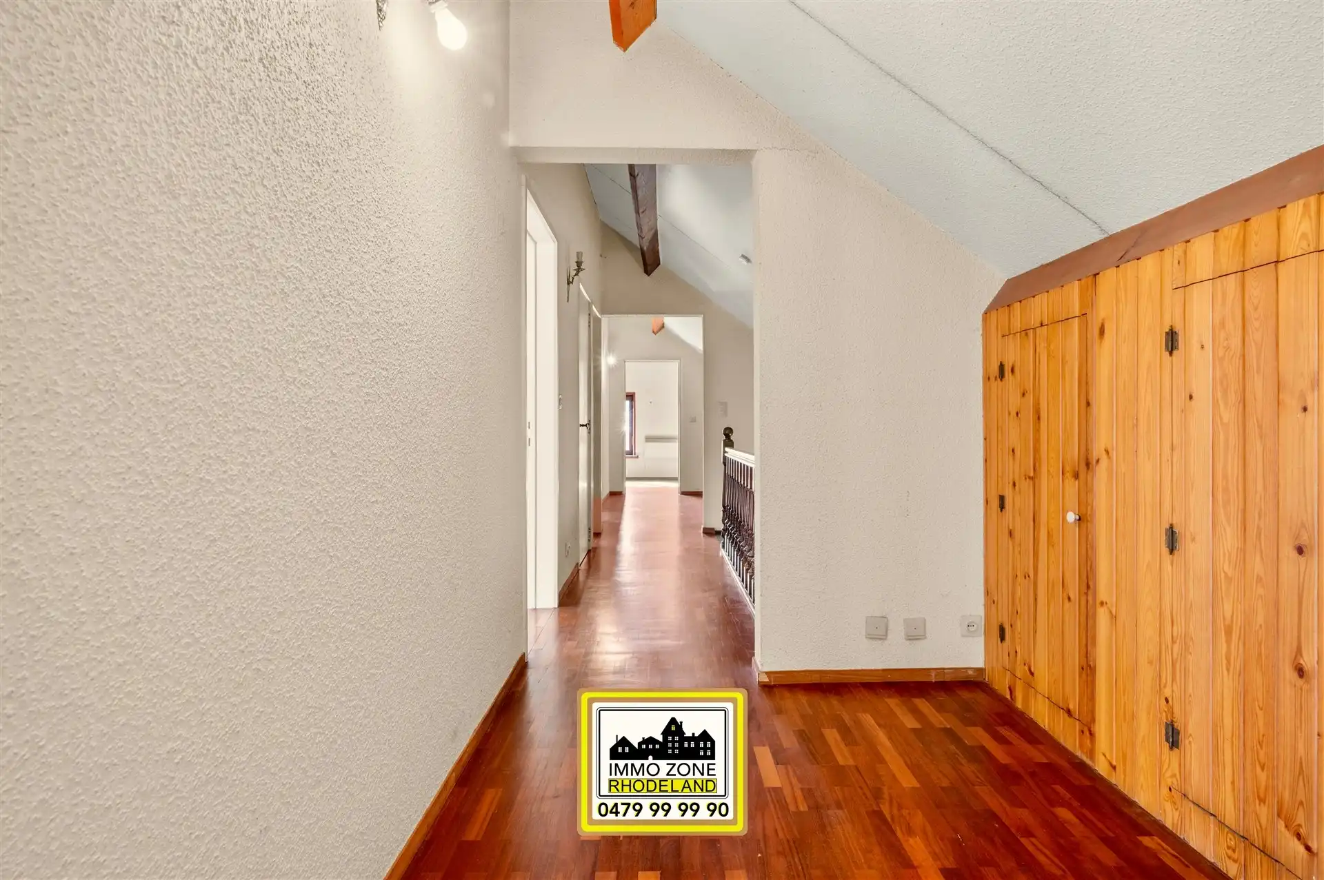 Bijzonder unieke villa op zeer ruim perceel foto 20