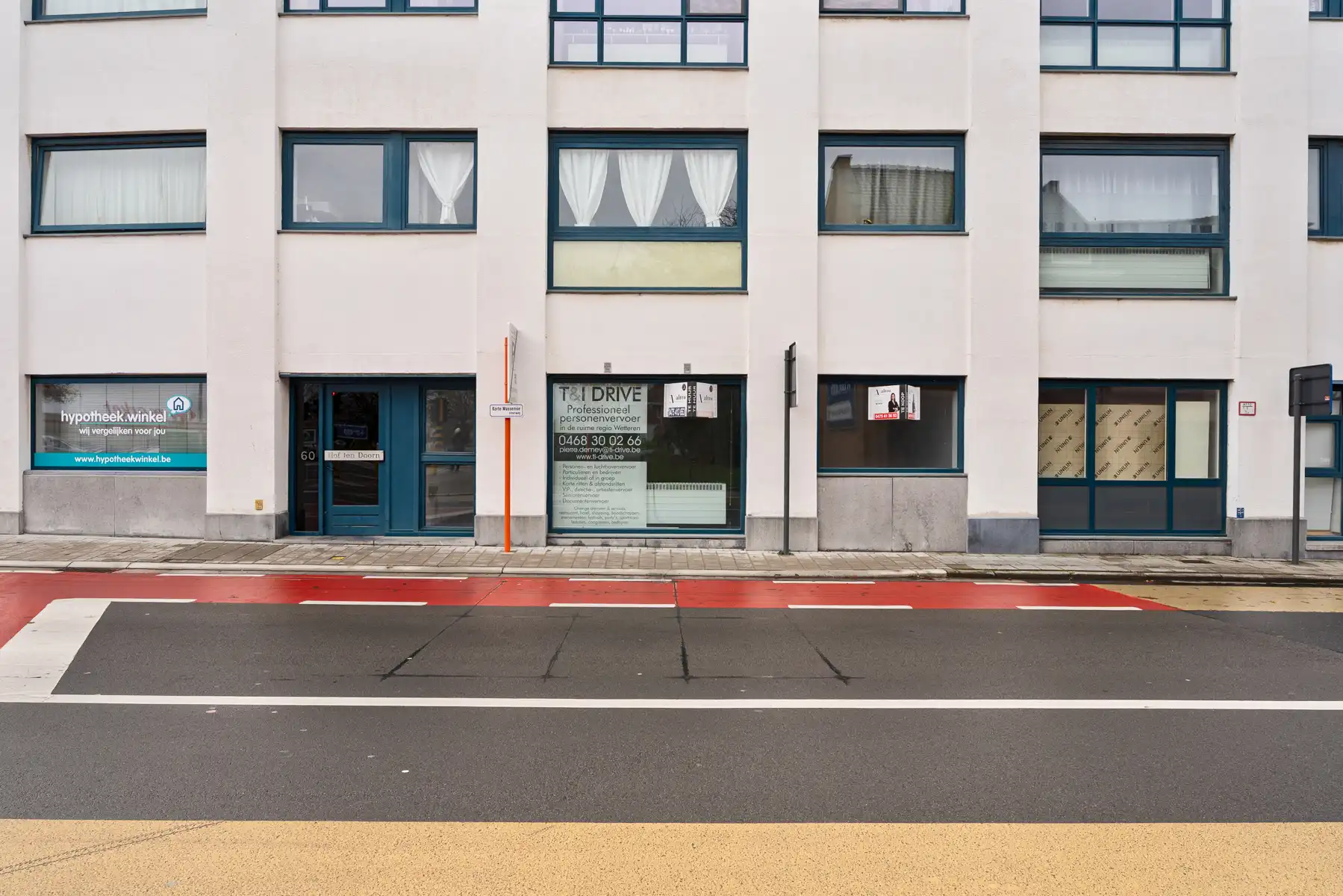 Praktische kantoorruimte op toplocatie in centrum Wetteren! foto 6