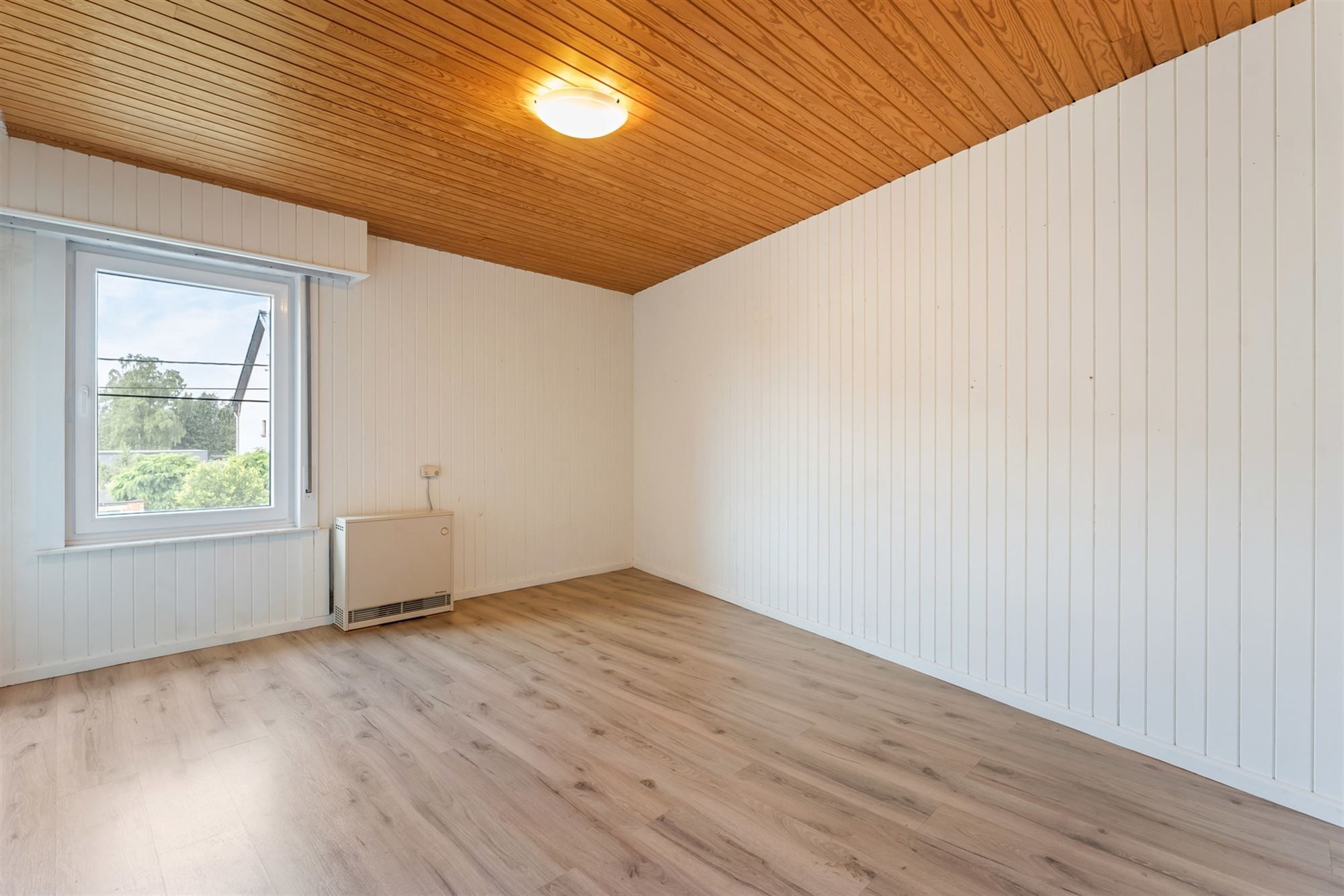 GOED GELEGEN OPBRENGSTEIGENDOM MET 2 APPARTEMENTEN foto 40