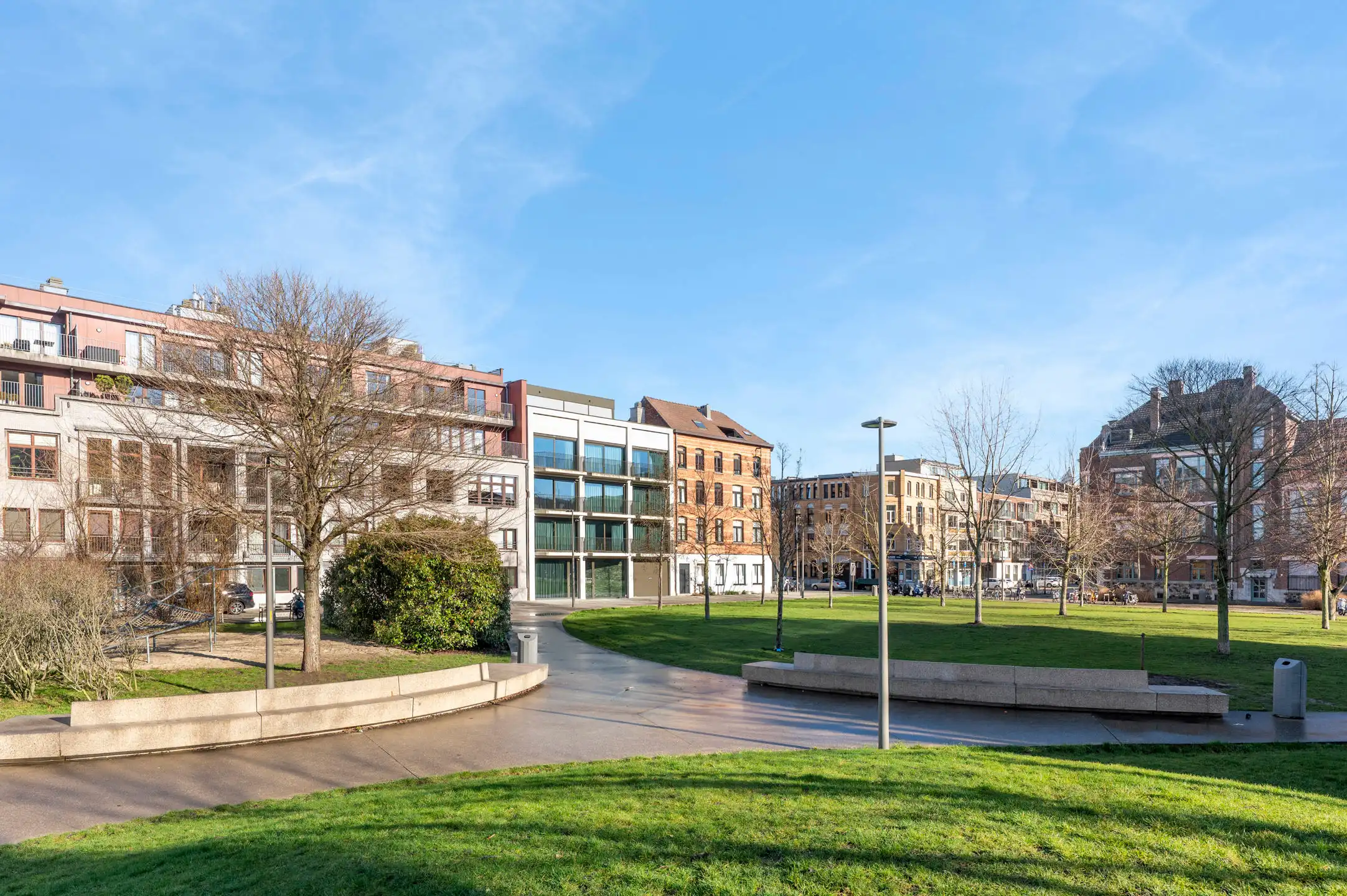 Luxueus 2-slaapkamerappartement met zonnig terras foto 17