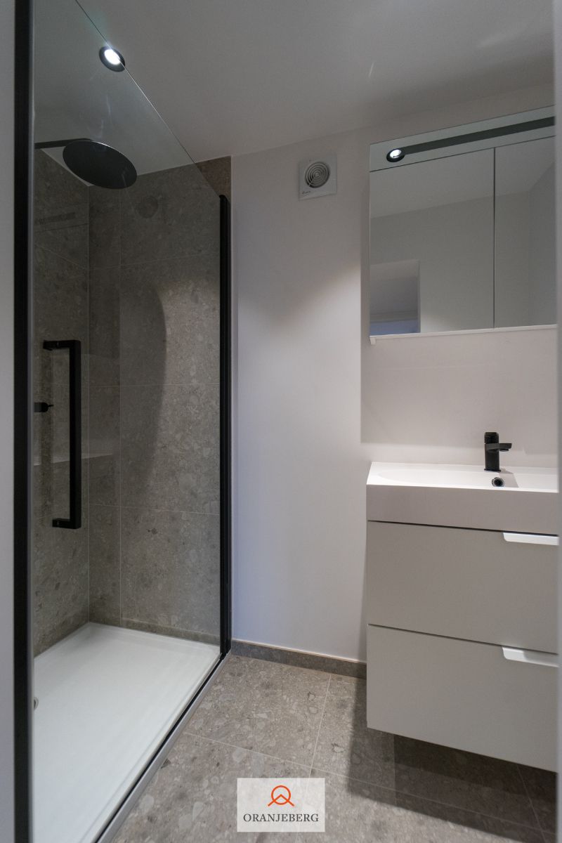 Gezellige studio te Gentbrugge centrum foto 18