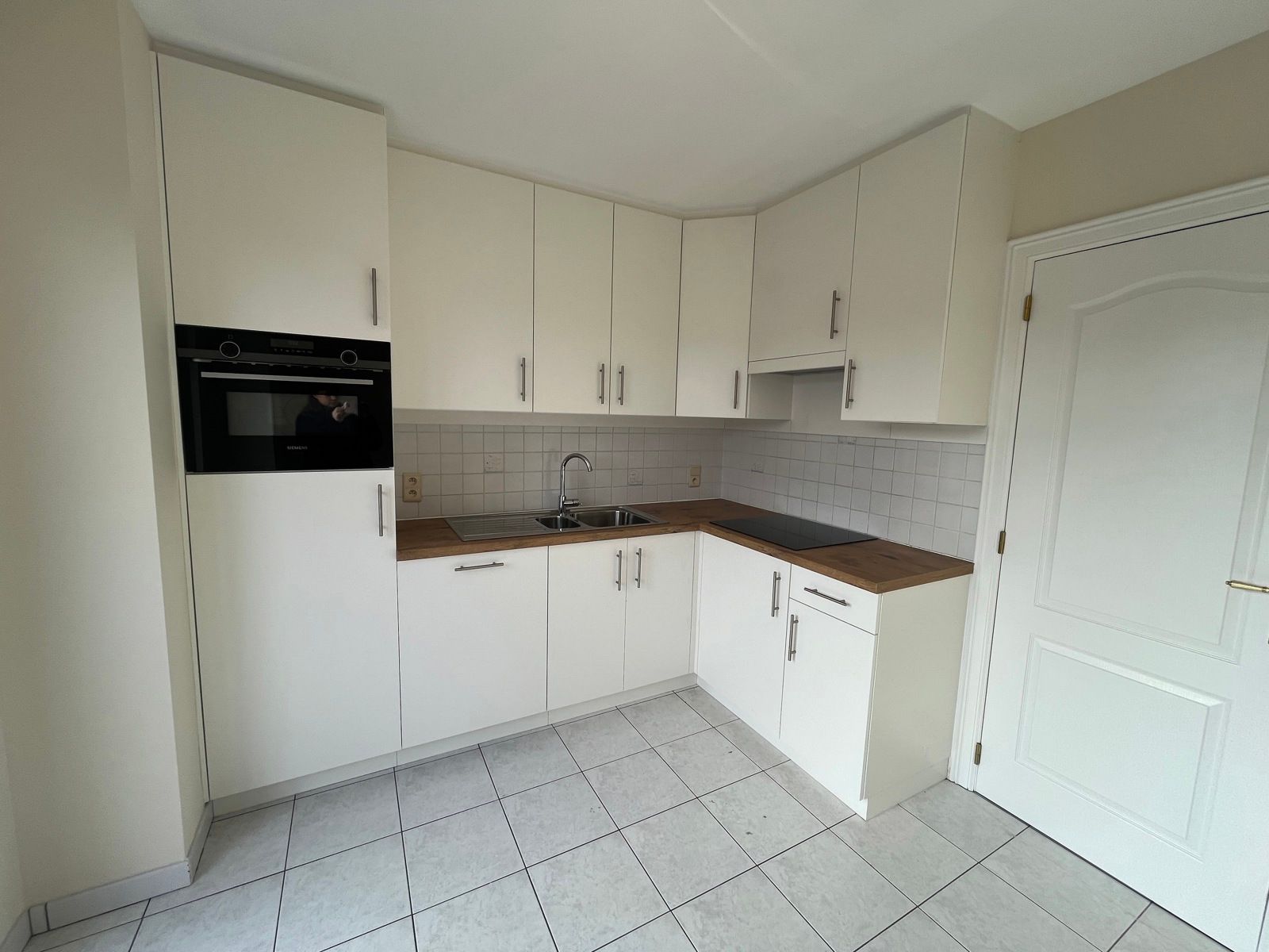 App. met 2 slpk, 2 terrassen en garagebox nabij centrum foto 5