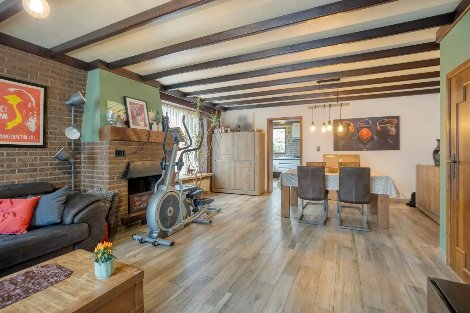 Instapklare charmante woning met 4 slpks, gelegen op een perceel van 438m² !  foto 3