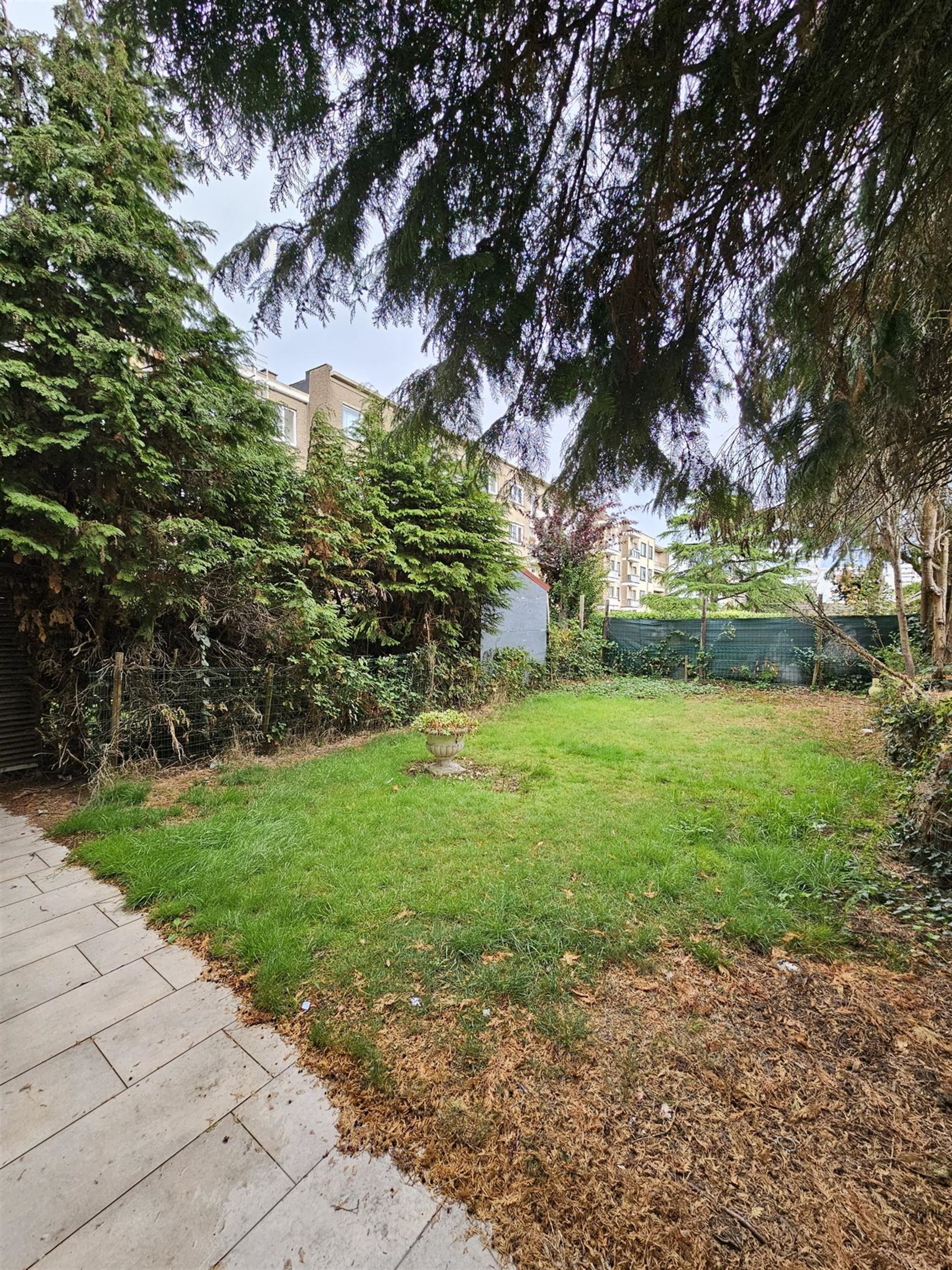Gelijkvloersappartement met grote tuin op Linkeroever foto 11
