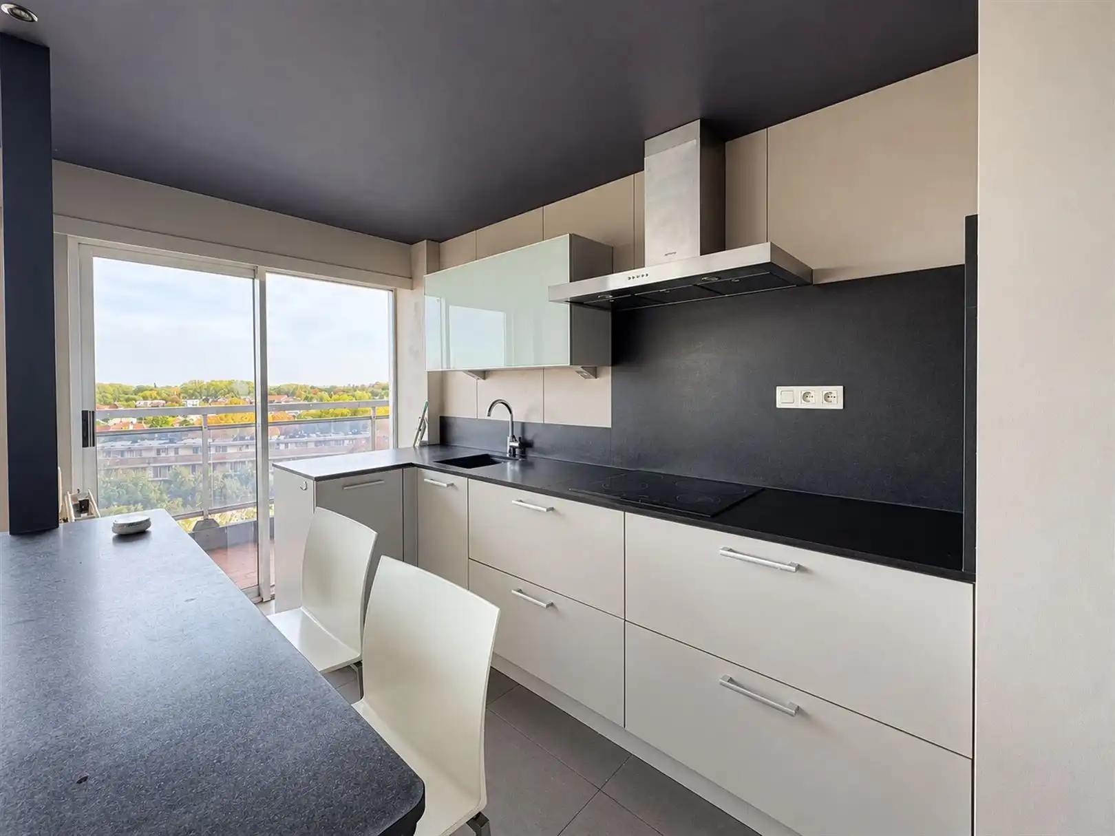 Modern appartement met 1 slaapkamer  foto 7