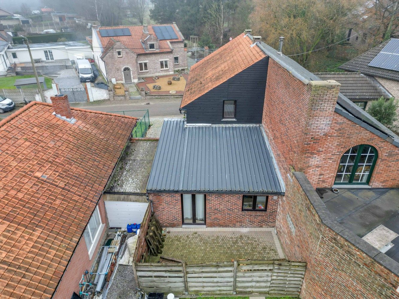 Hoekwoning met twee slaapkamers en vrijstaande garage en terras foto 13