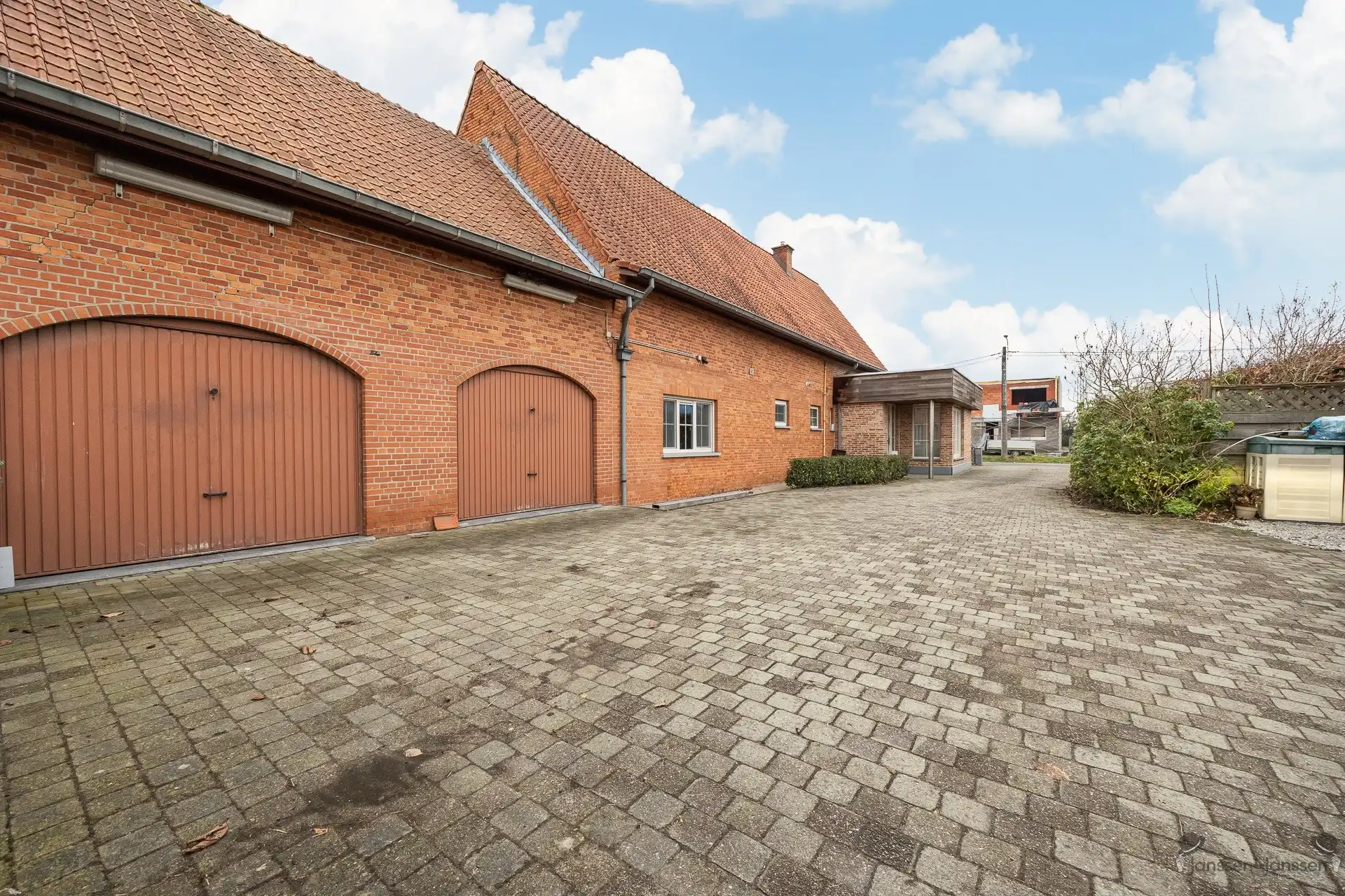 Gerenoveerde boerderij met landelijk zicht foto 31