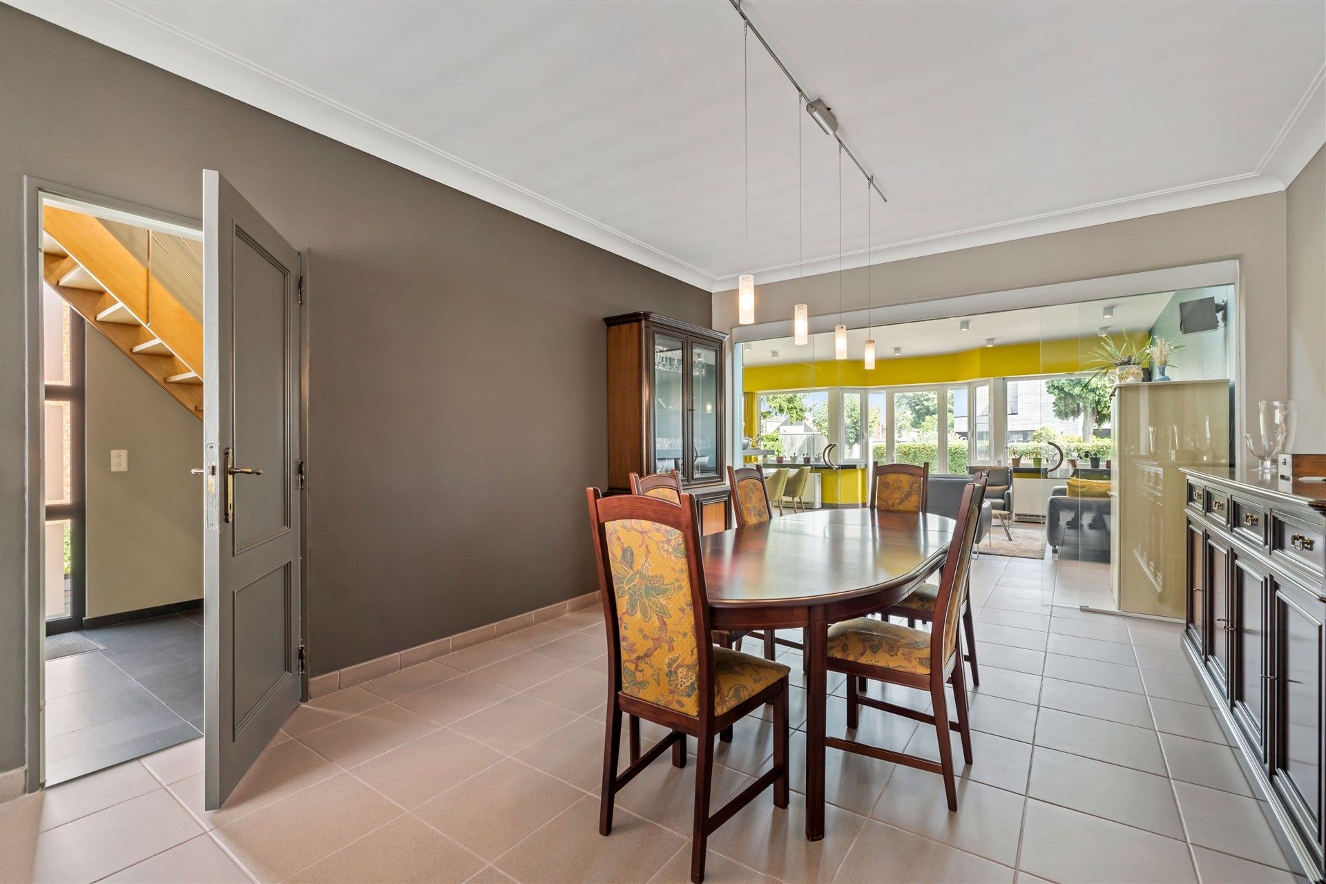 Instapklare gezinswoning met 3 slaapkamers nabij het centrum foto 7