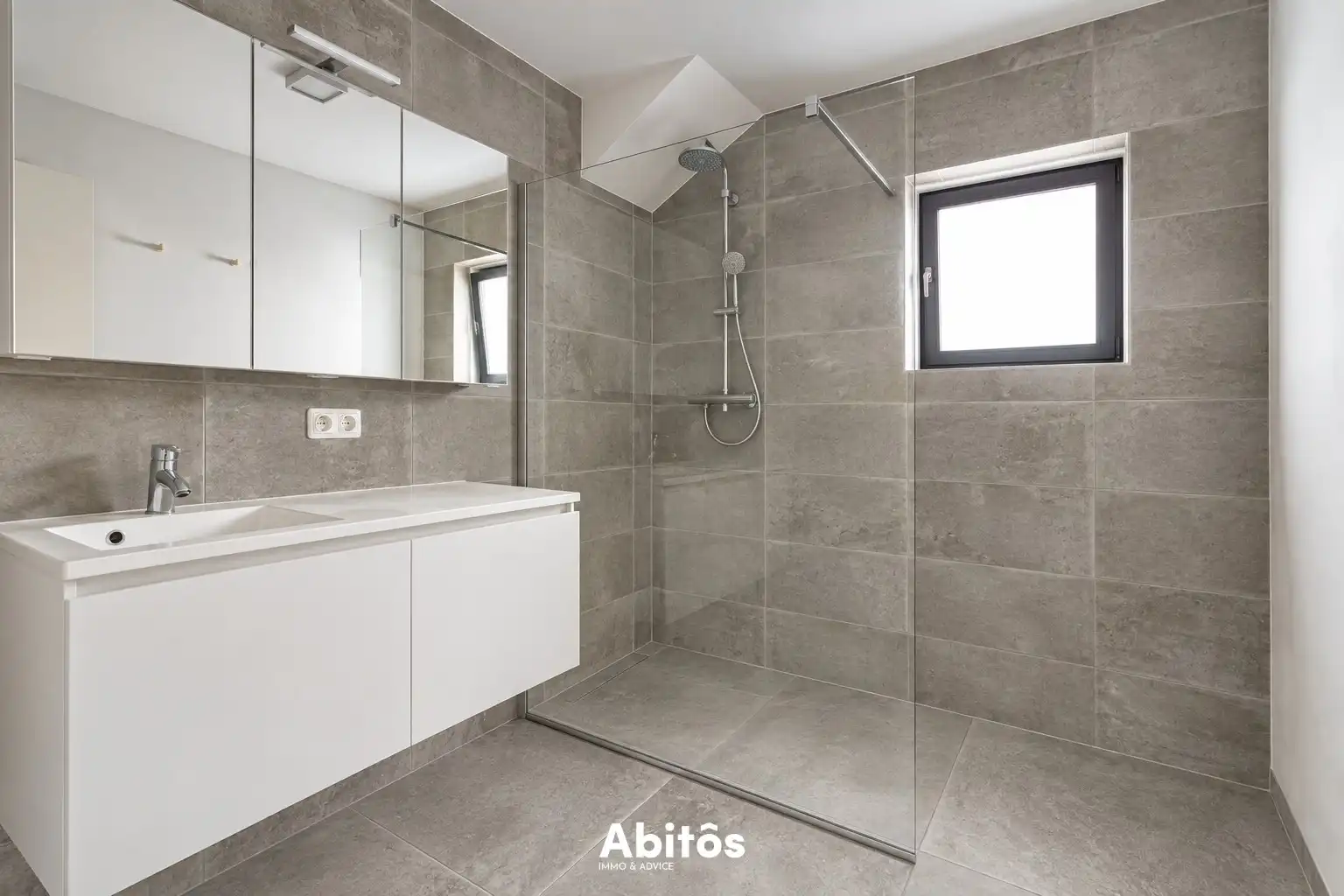 Energiezuinige duplex met 2 slaapkamers en zonnige terrassen foto 15