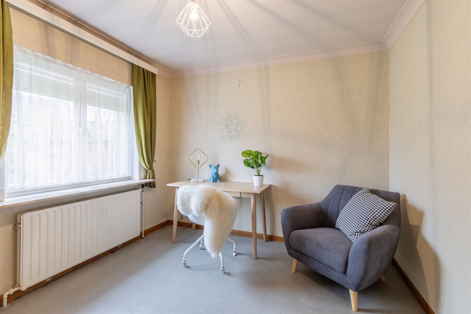 Te renoveren, vrijstaande eengezinswoning. foto 17