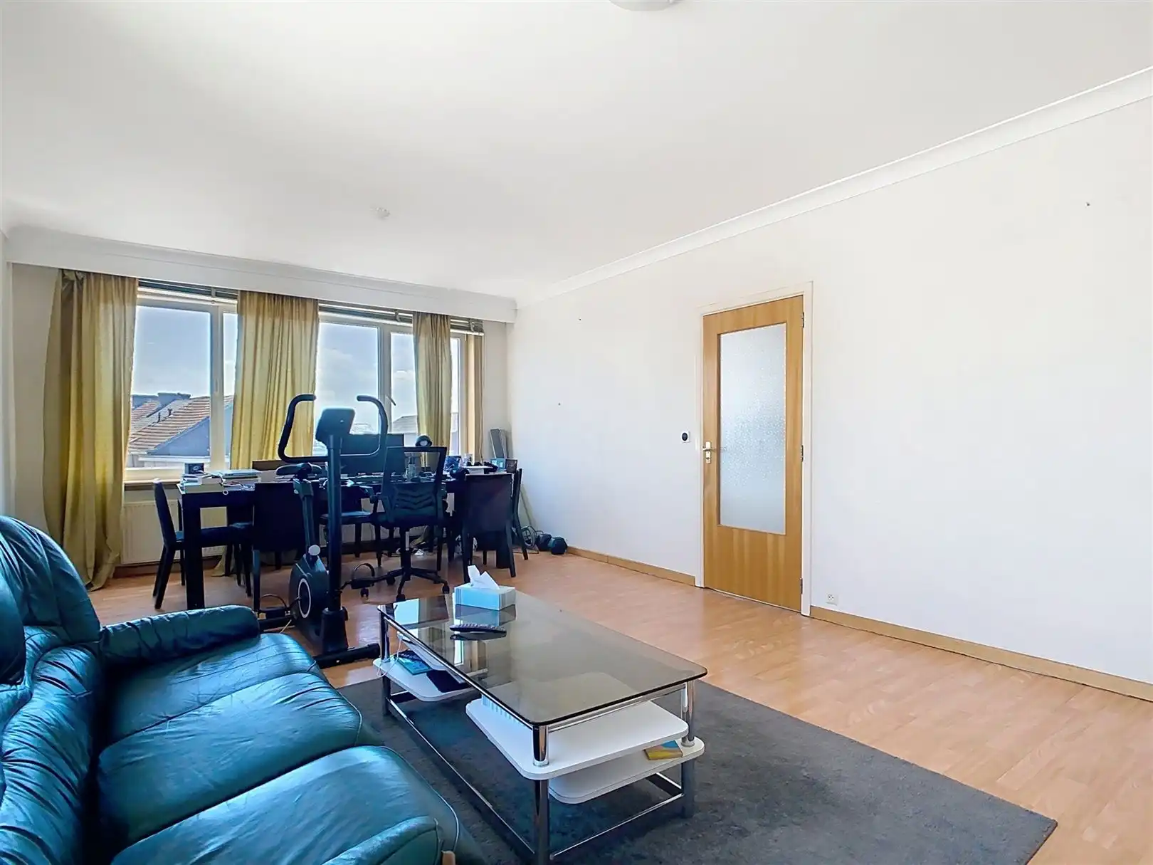 Ruim APP 3e V, 2 slpks, terras en kelder foto 10