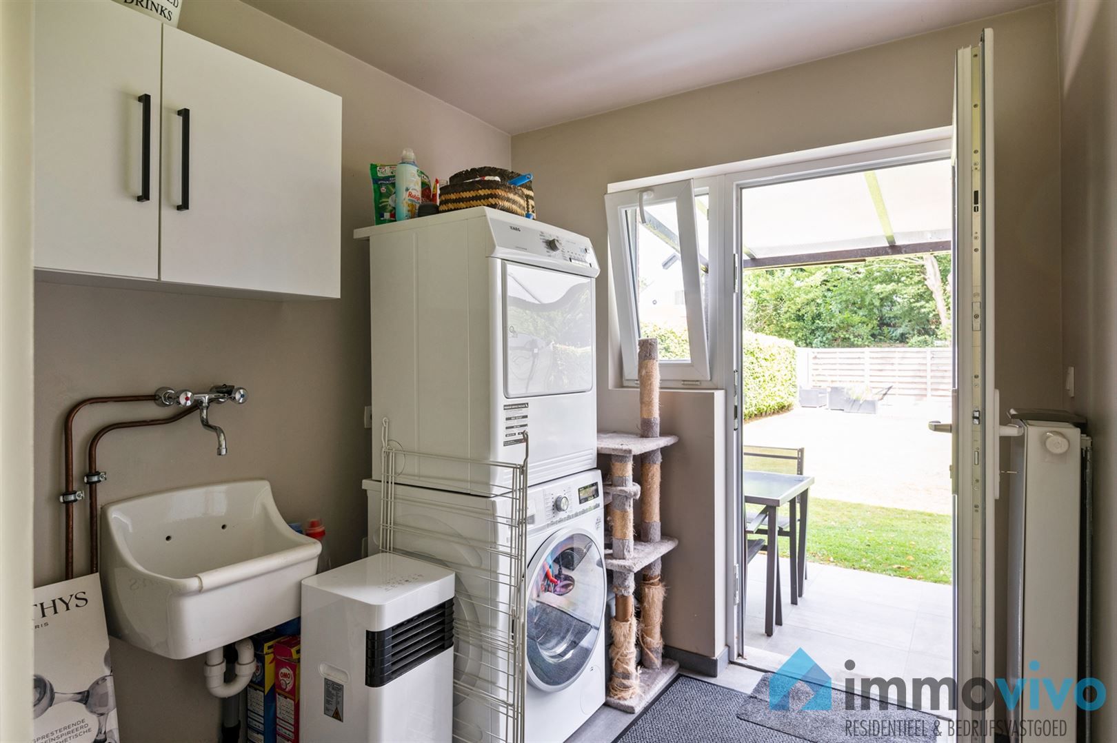 Gerenoveerde woning met prachtige tuin op toplocatie in Edegem foto 12