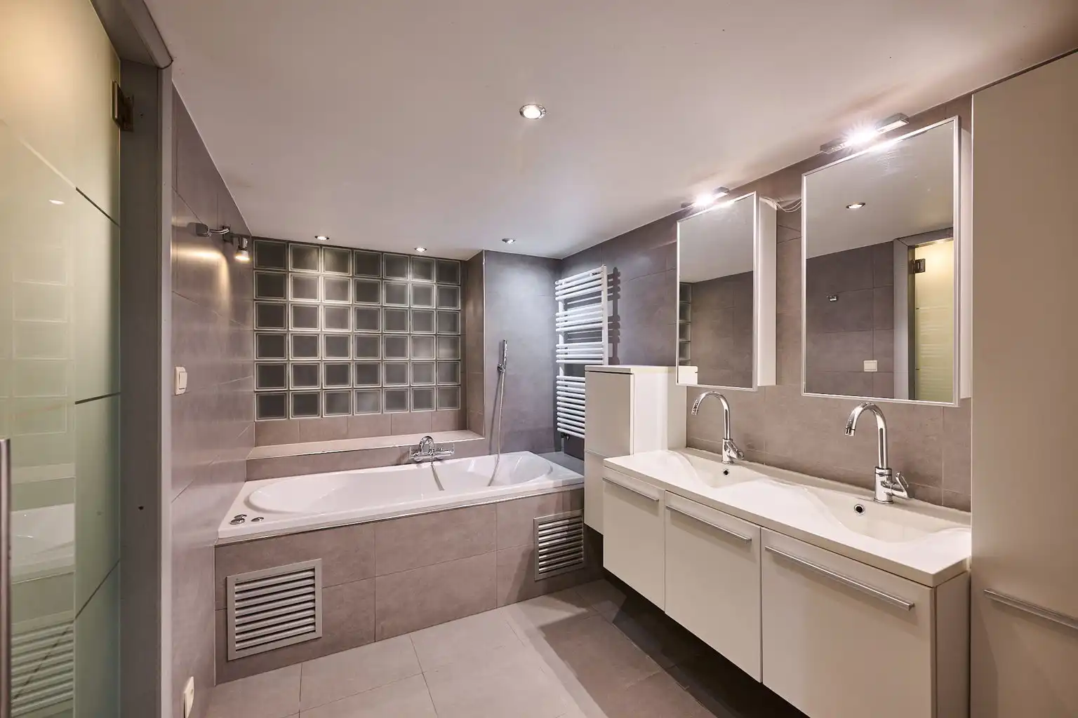 Appartement te koop foto 6