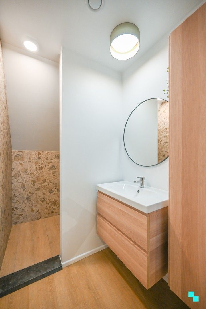 Unieke high-end woning in rustige buurt in Waregem foto 28