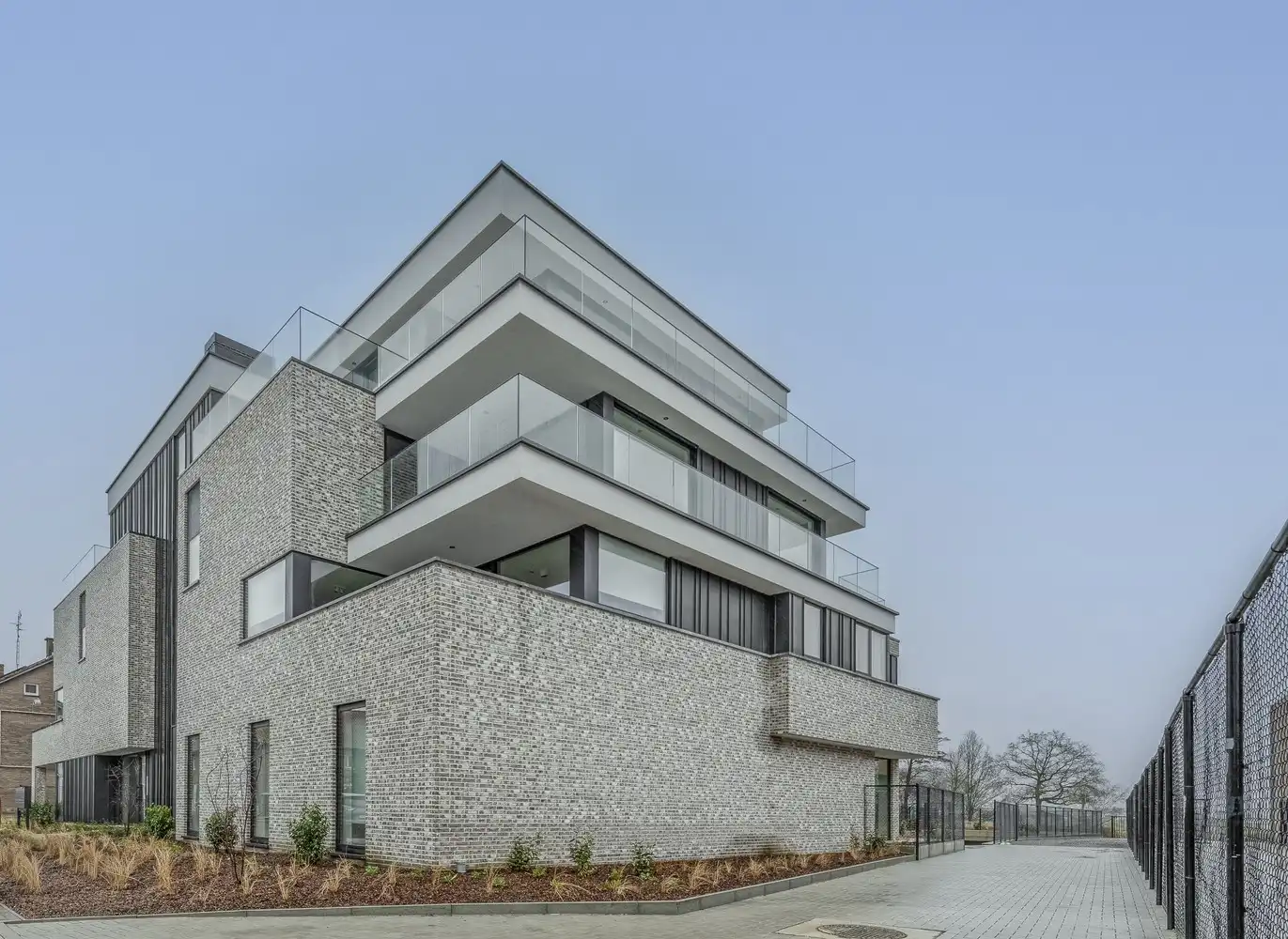 Instapklaar nieuwbouwappartement te huur in Opgrimbie (Maasmechelen) foto 2