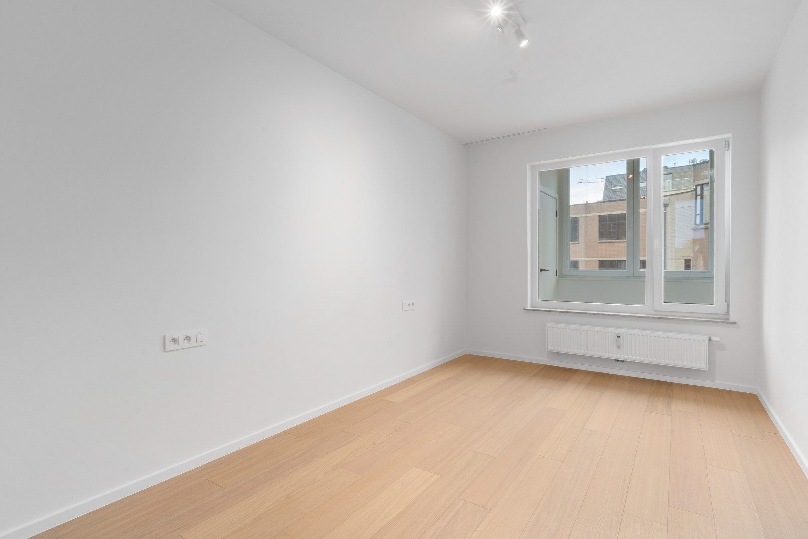 Exclusief gerenoveerd appartement te huur aan de Vindictivelaan in Oostende – met uniek zicht op de Mercator en jachthaven foto 9