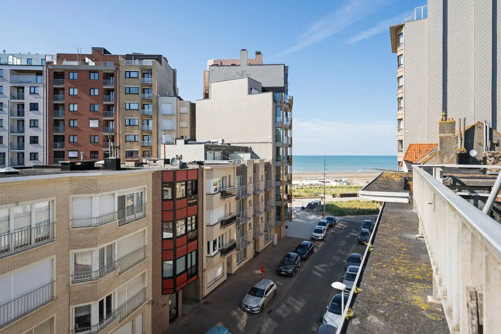 tweeslaapkamer appartement met ruim terras (50m²) en zeezicht foto 11