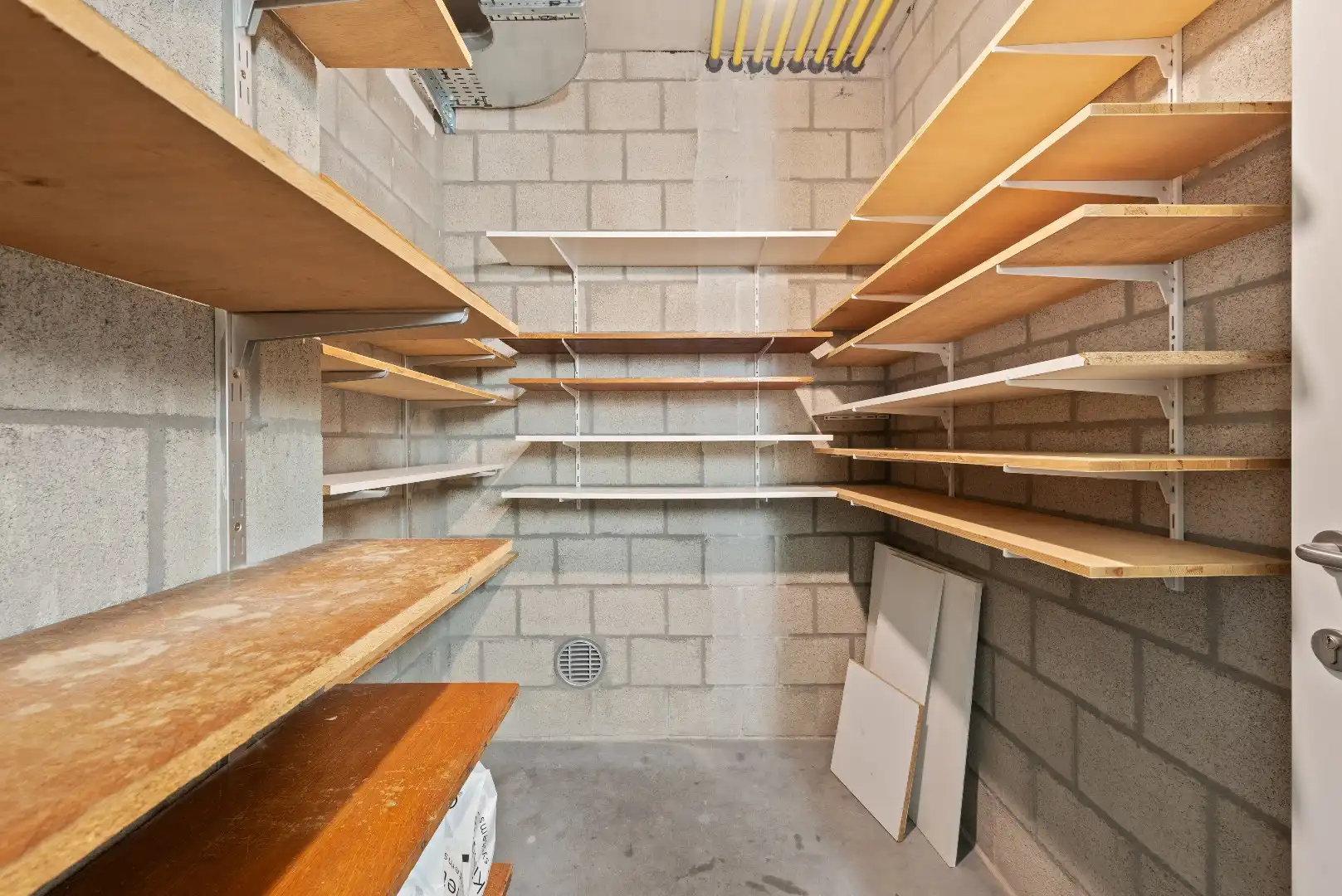 Energiezuinig en rolstoelvriendelijk appartement met 2 slaapkamers en autostaanplaats foto 15