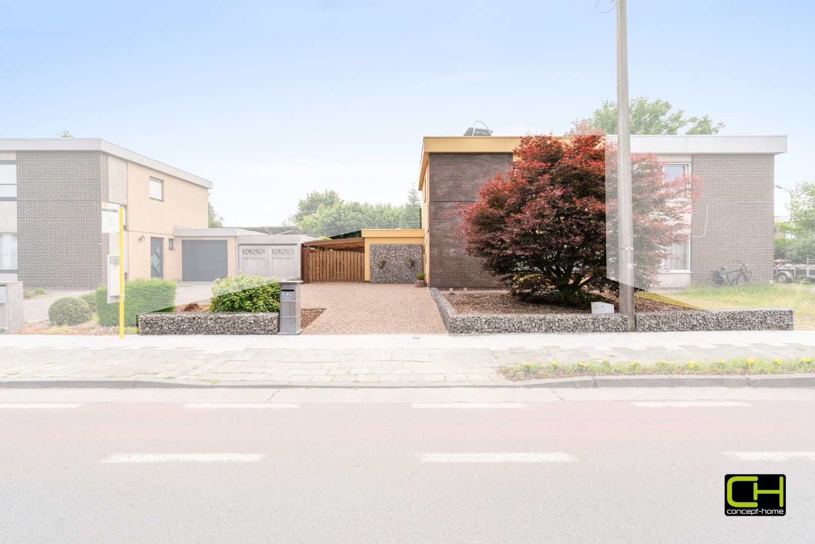 Halfopen bebouwing met drie slaapkamers te koop in Eeklo foto 23