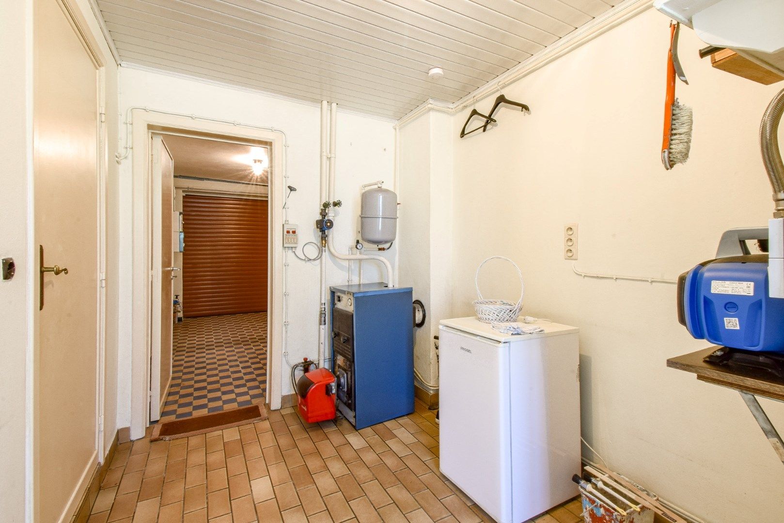 Landelijk gelegen woning ( 258 m²) met inpandige garage en zonnige achtertuin te Snaaskerke foto 17