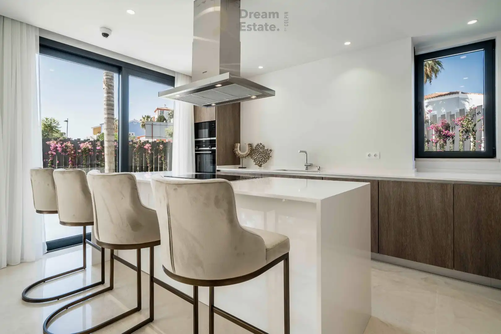 Instapklare villa op ca 1,5km van het strand en zee, te El Campanario. foto 6