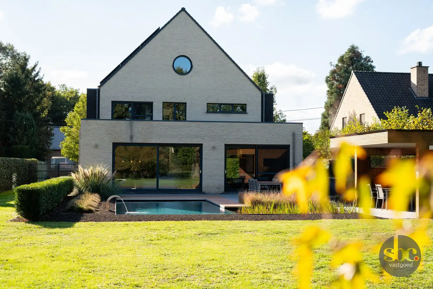 Moderne villa op riant perceel met verwarmd zwembad te Zonhoven foto 30