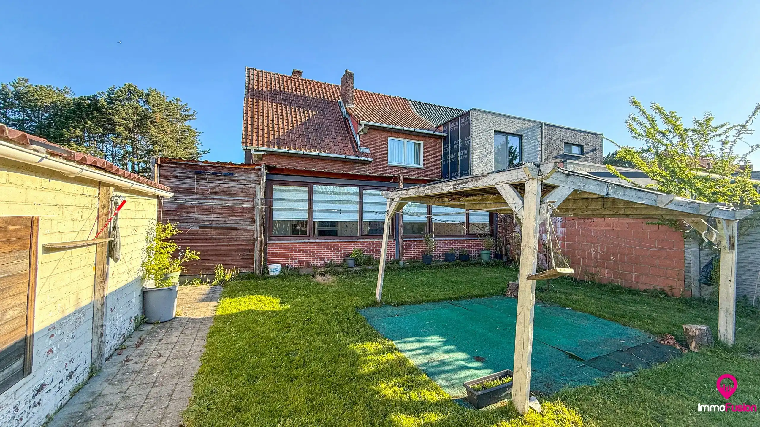 Charmante woning met 3 slaapkamers op ruim perceel van 890m² foto 40