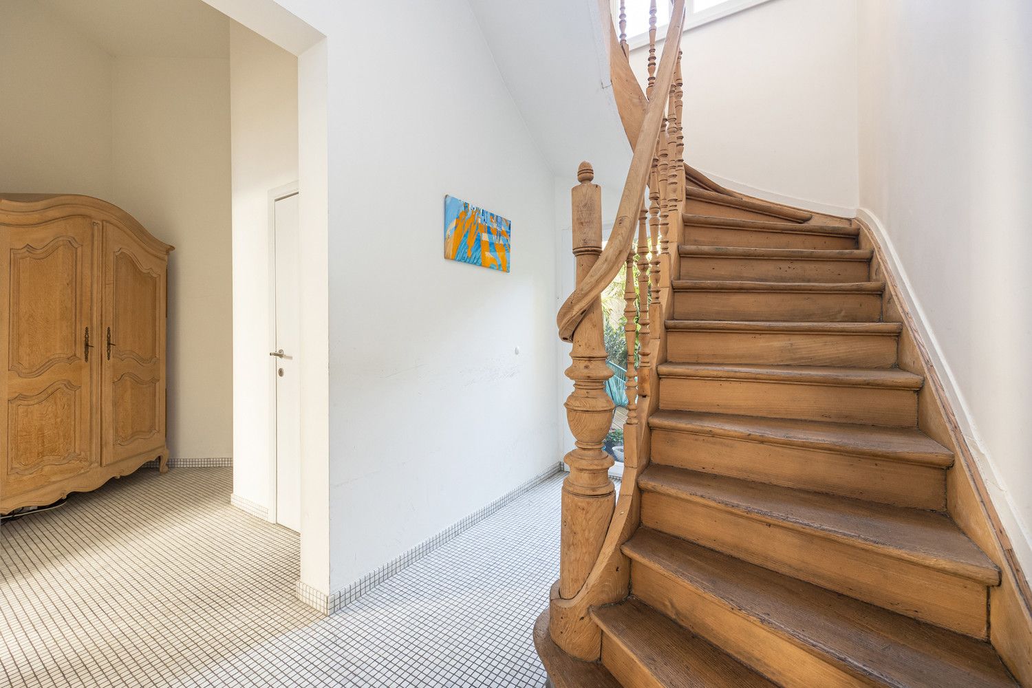 Karaktervolle en lumineuze burgerwoning (262m²) met aangename buitenruimte op hoeklocatie in hartje Zurenborg foto 13