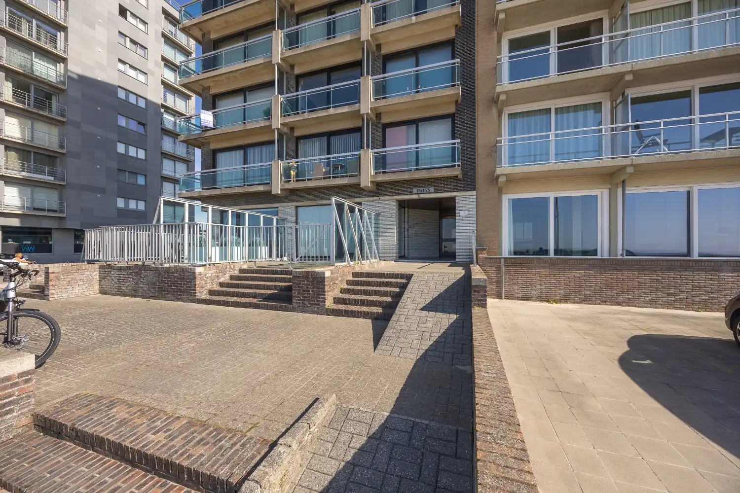 Gezellig studio met terras en frontaal zeezicht in Middelkerke foto 13