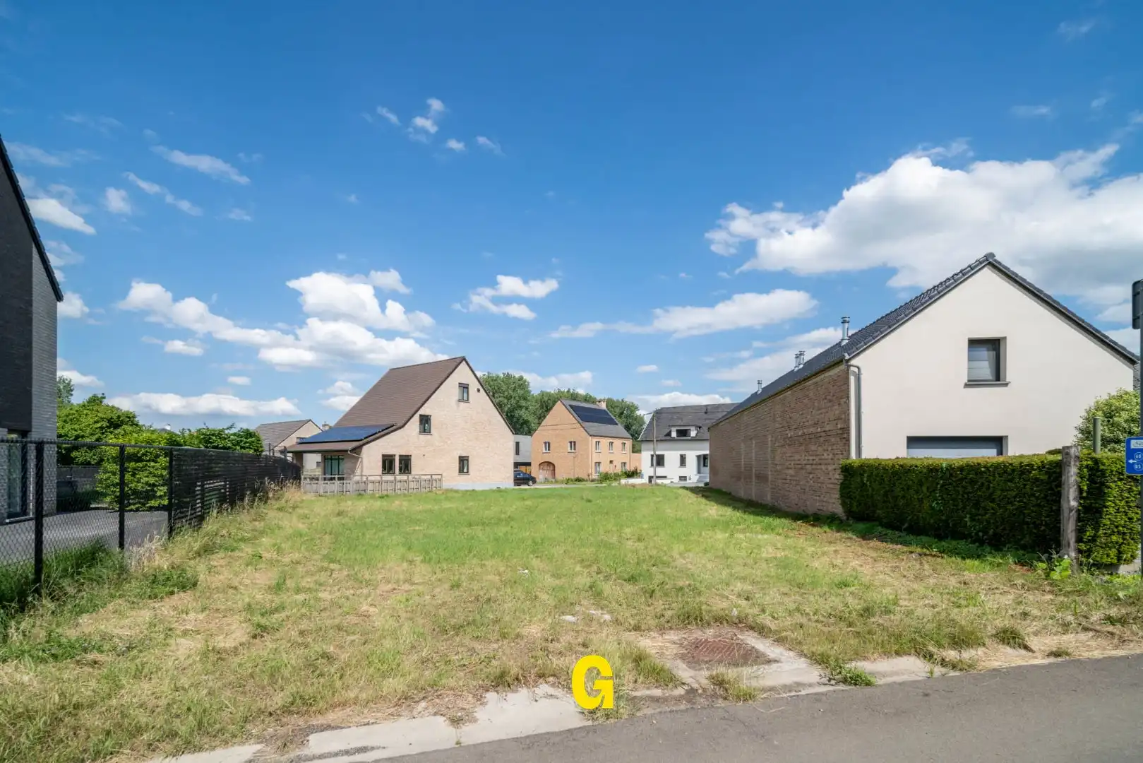 Landelijk en rustig gelegen perceel bouwgrond bestemd voor halfopen bebouwing, op 4a 44ca, vlakbij het centrum van Hoeselt foto 7