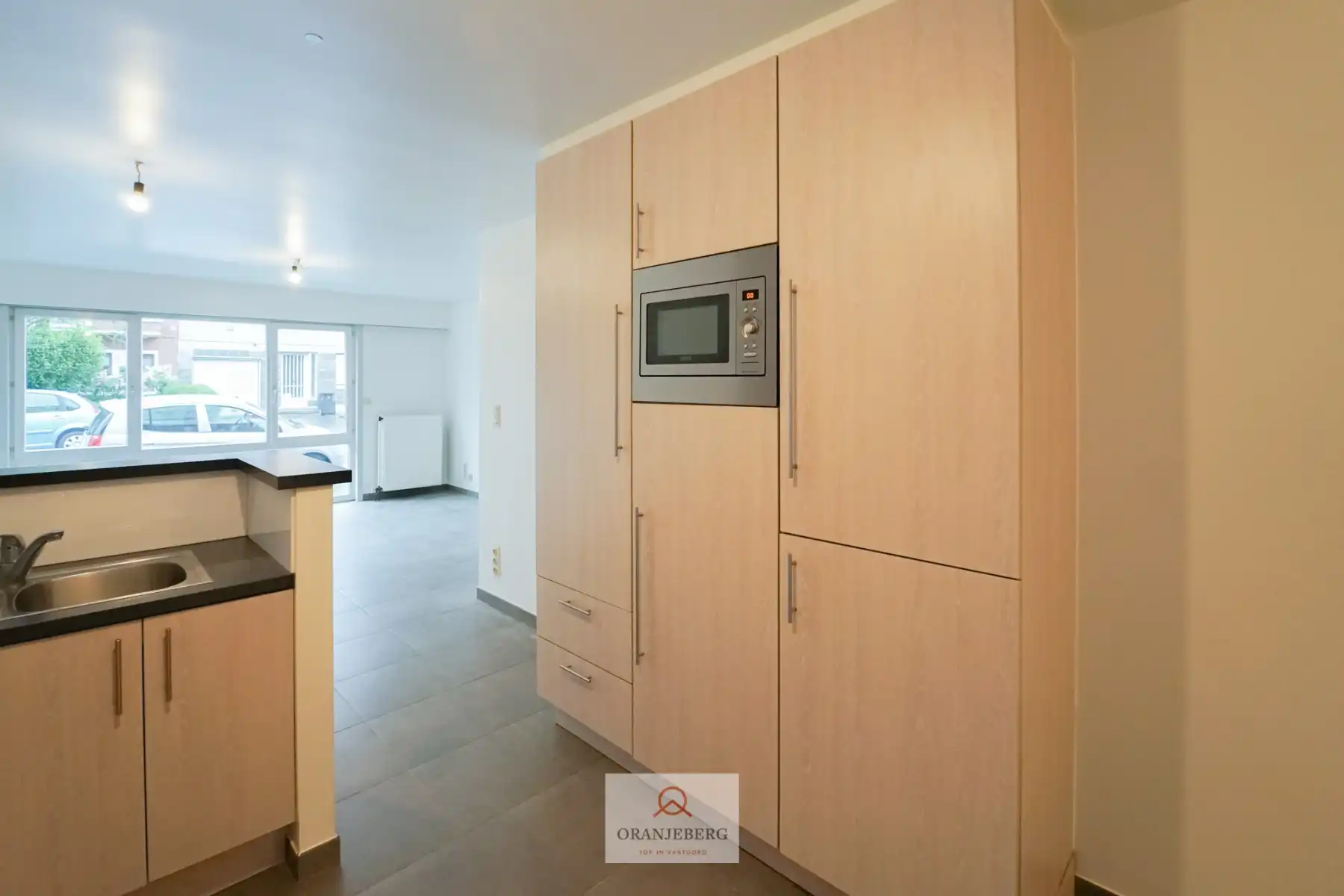 Instapklaar gerenoveerd gelijkvloers appartement met tuin foto 7