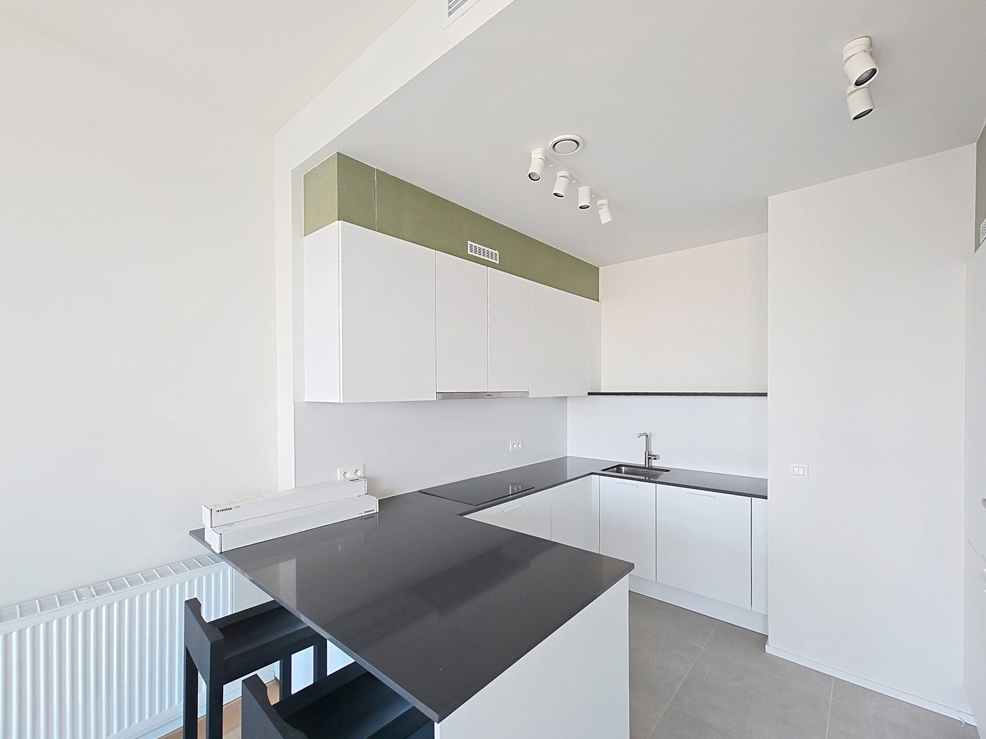 Canal Wharf : Stedelijke elegantie met adembenemend uitzicht foto 6