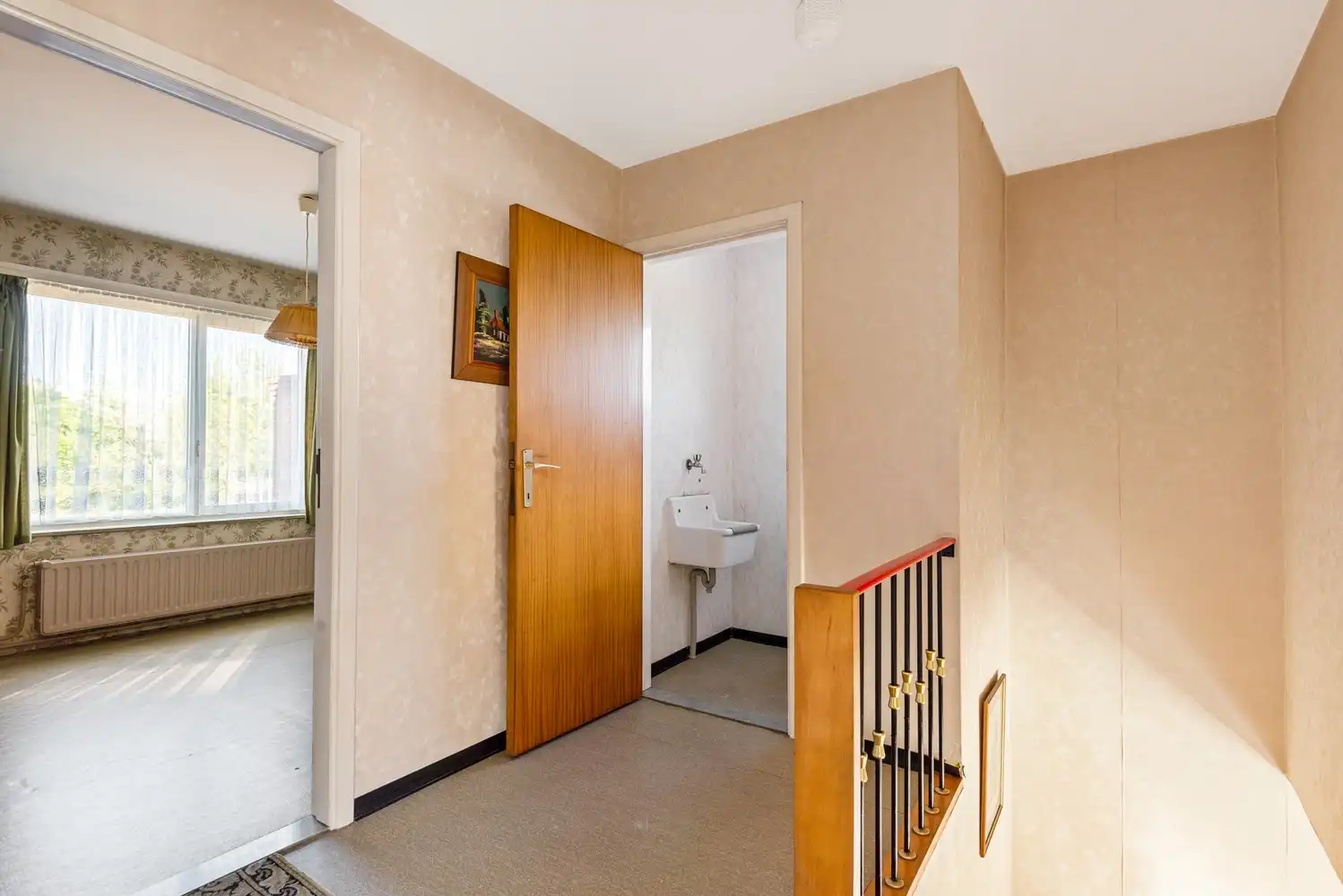 Ruime te renoveren woning met achterliggend weiland (4042m²) te Oelegem! foto 15
