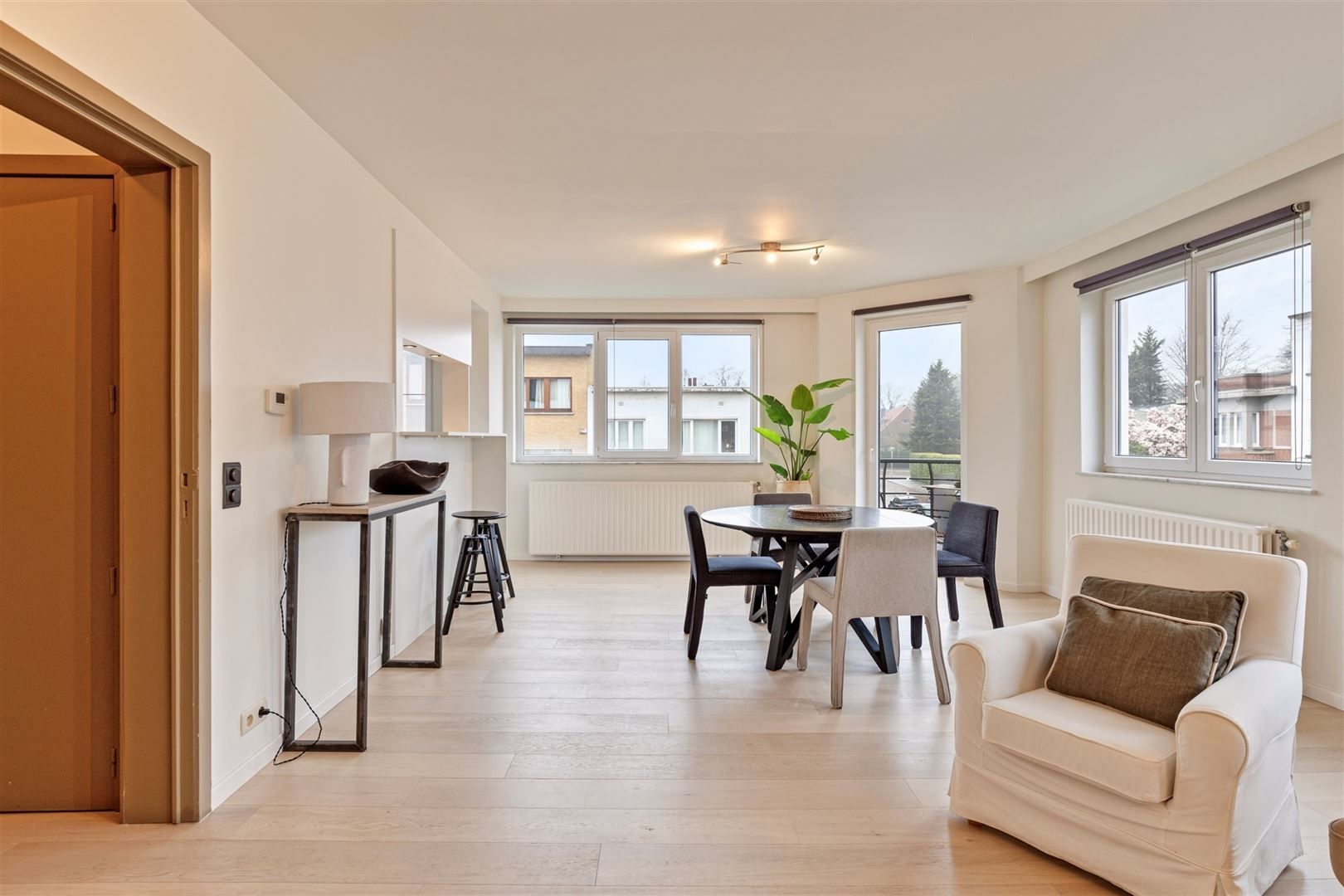 Gemeubeld appartement in Residentiële wijk Den Brandt foto 3