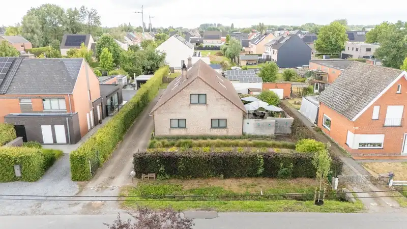 Ruime open bebouwing op 932 m² – instapklare gezinswoning met 310 m² bewoonbare oppervlakte! foto 3