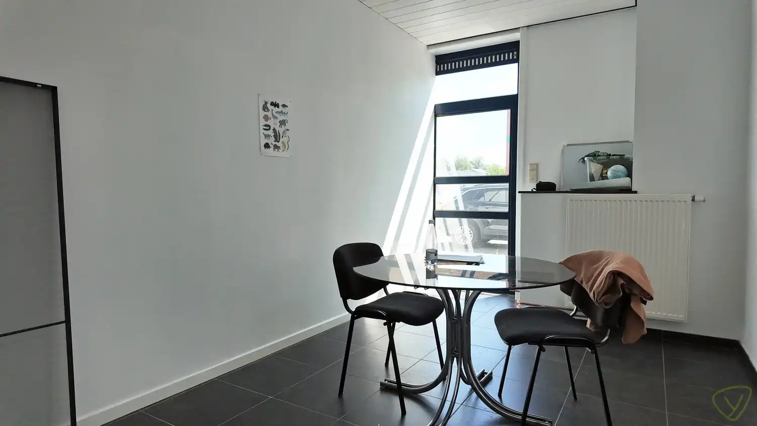 Gunstig gelegen handelsruimte tekoop in het centrum van Eeklo! foto 9