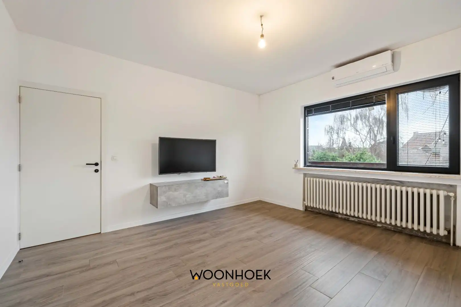 Stategisch gelegen 2-slpk appartement in centrum foto 6