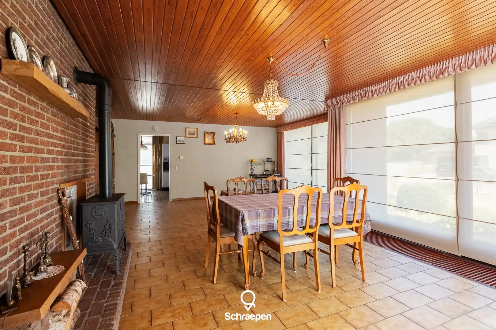 Ruime gezinswoning (237 m²) met 3 slpks op een zuidwestelijk perceel van circa 11,5 are! foto 6