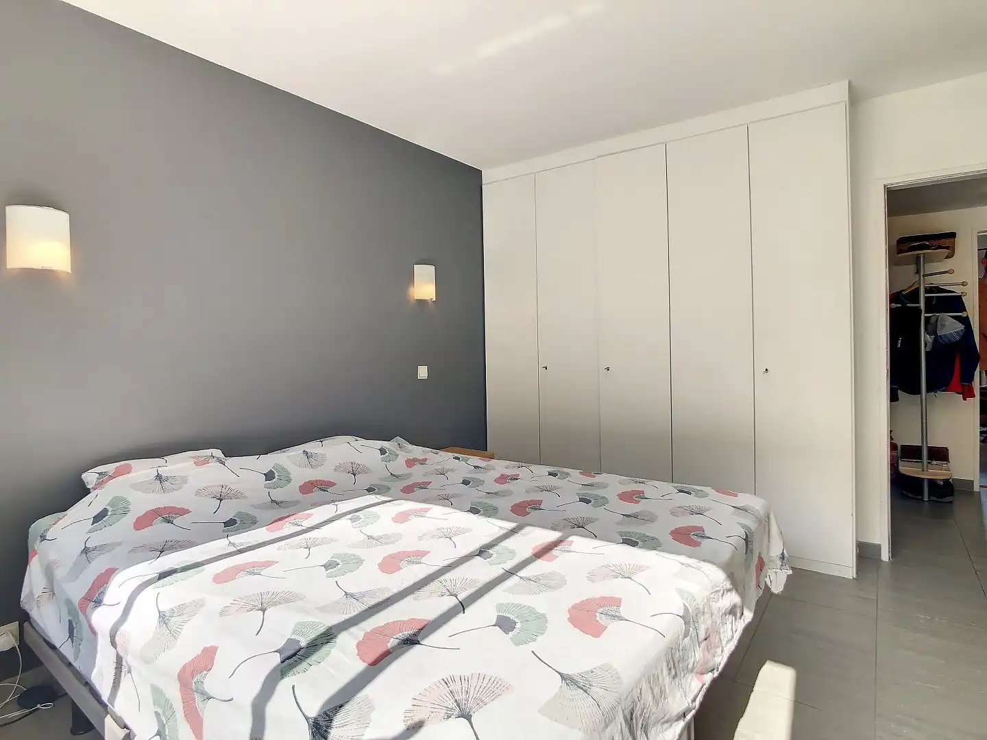 Goed gelegen gerenoveerd appartement met twee ruime slaapkamers, terras (25 m²) en garagebox - bewoonbare oppervlakte 73 m²        foto 9