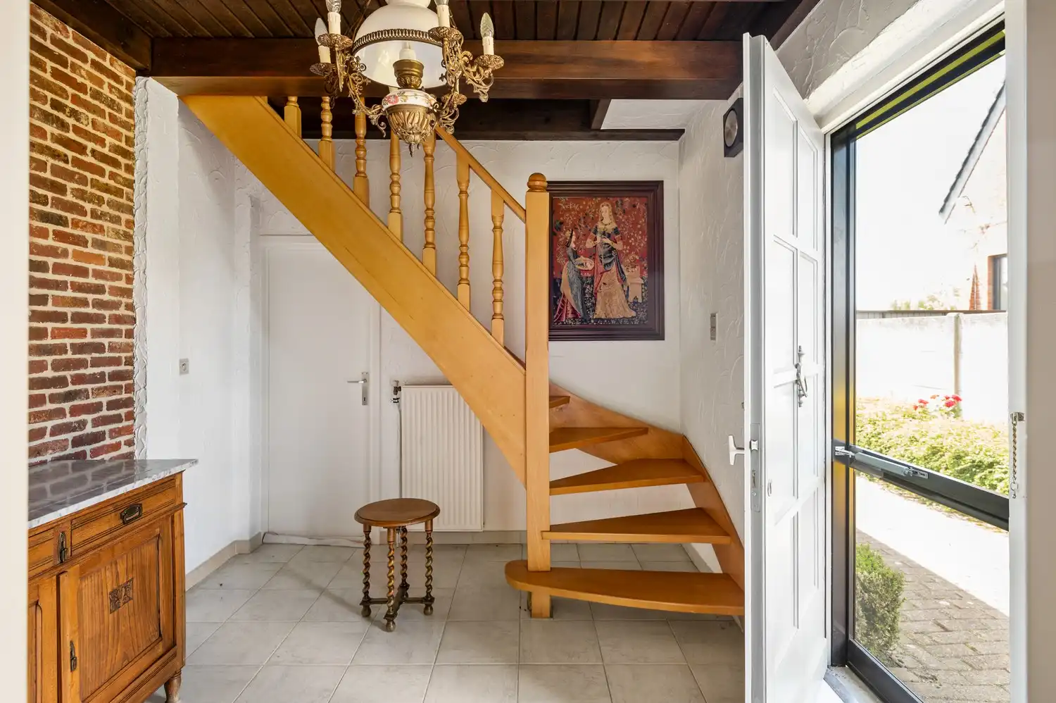 Gunstig gelegen woning met ruime tuin en bijzonder veel potentieel te Lier foto 16