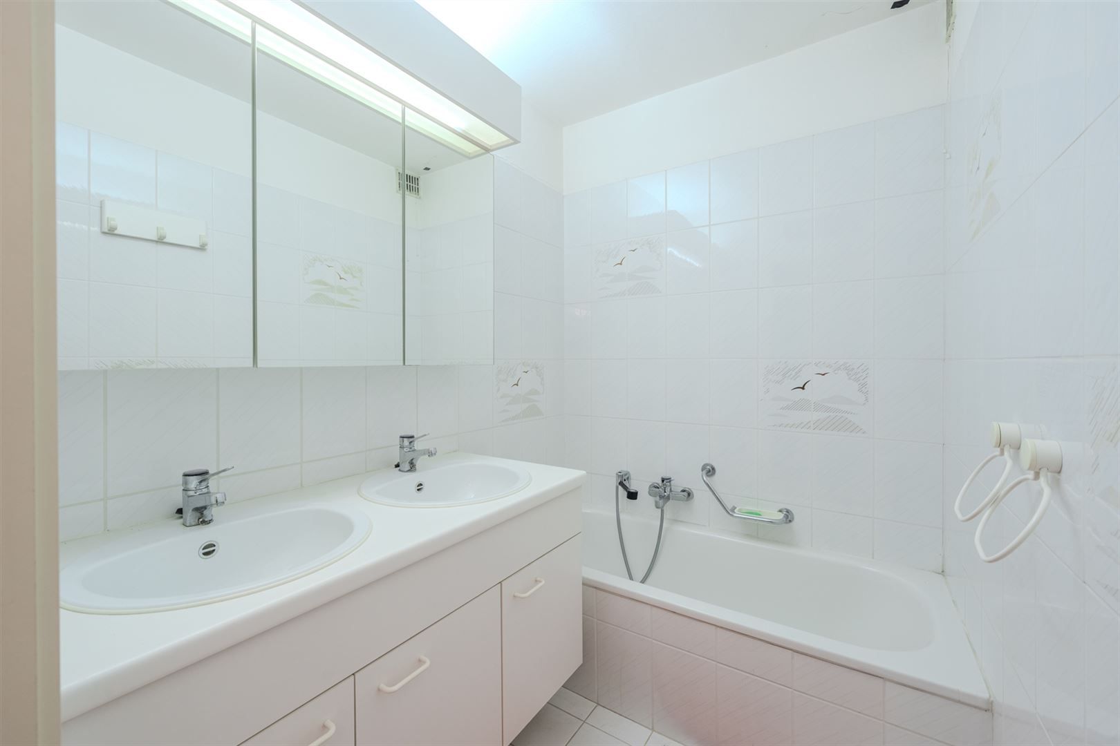 verzorgd appartement met lateraal zeezicht in residentie Falcon foto 16