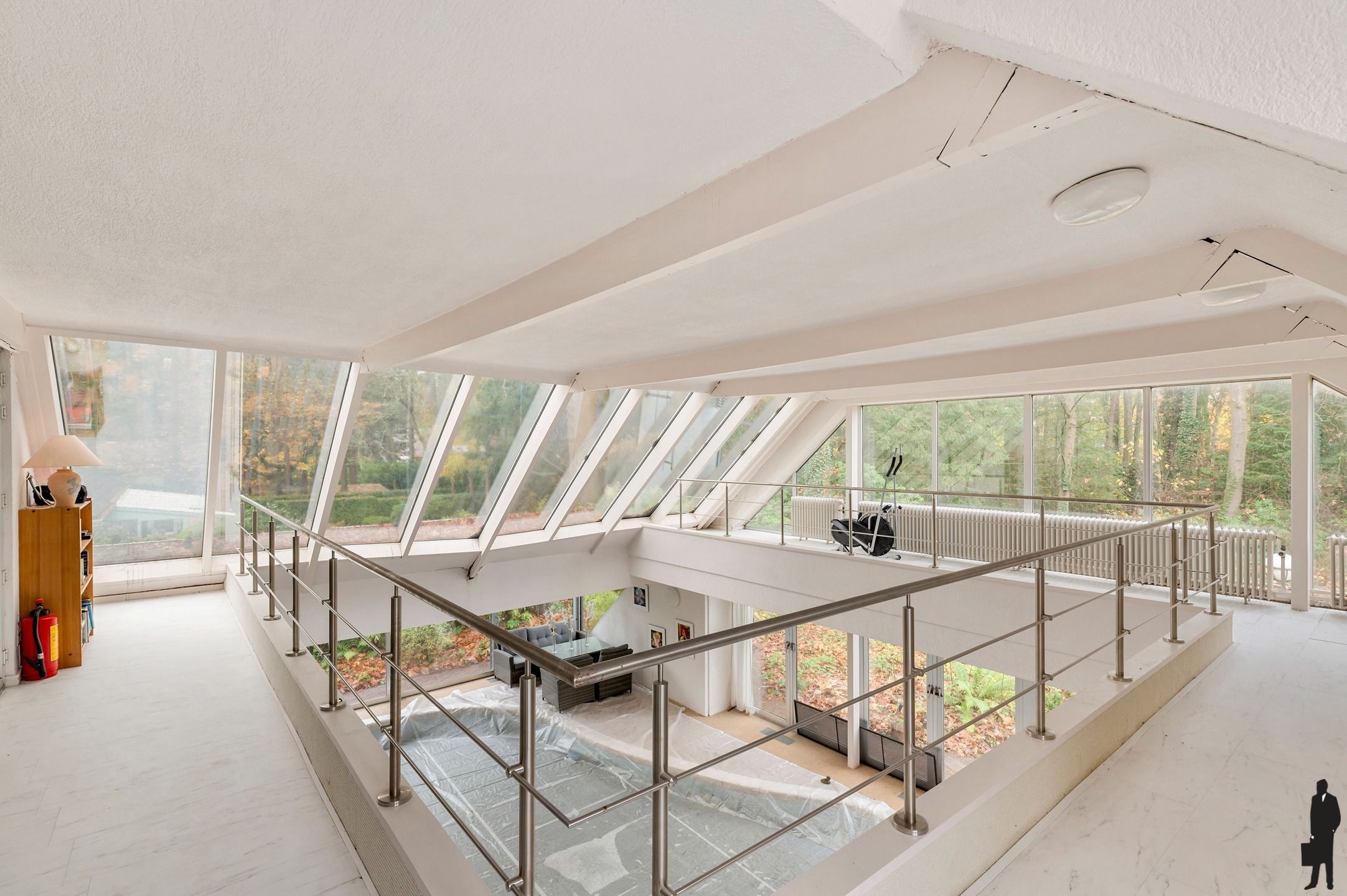 Residentieel gelegen te renoveren villa op ca. 2415m². foto 15