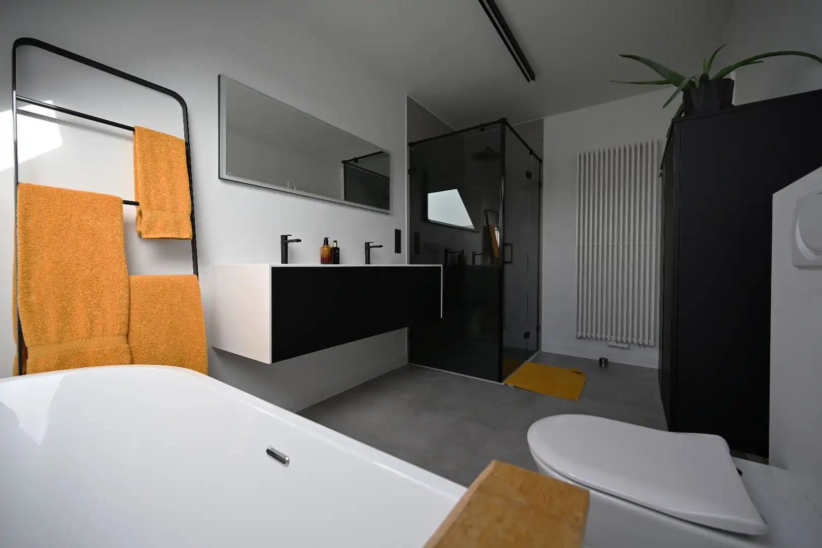 Instapklare woning met 3 slpks, garage, tuin én zonneterras te Kluizen foto 16